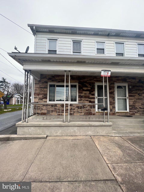 Townhouse For Sale - 33 E Pottsville Street<br/> PINE GROVE, PA 17963