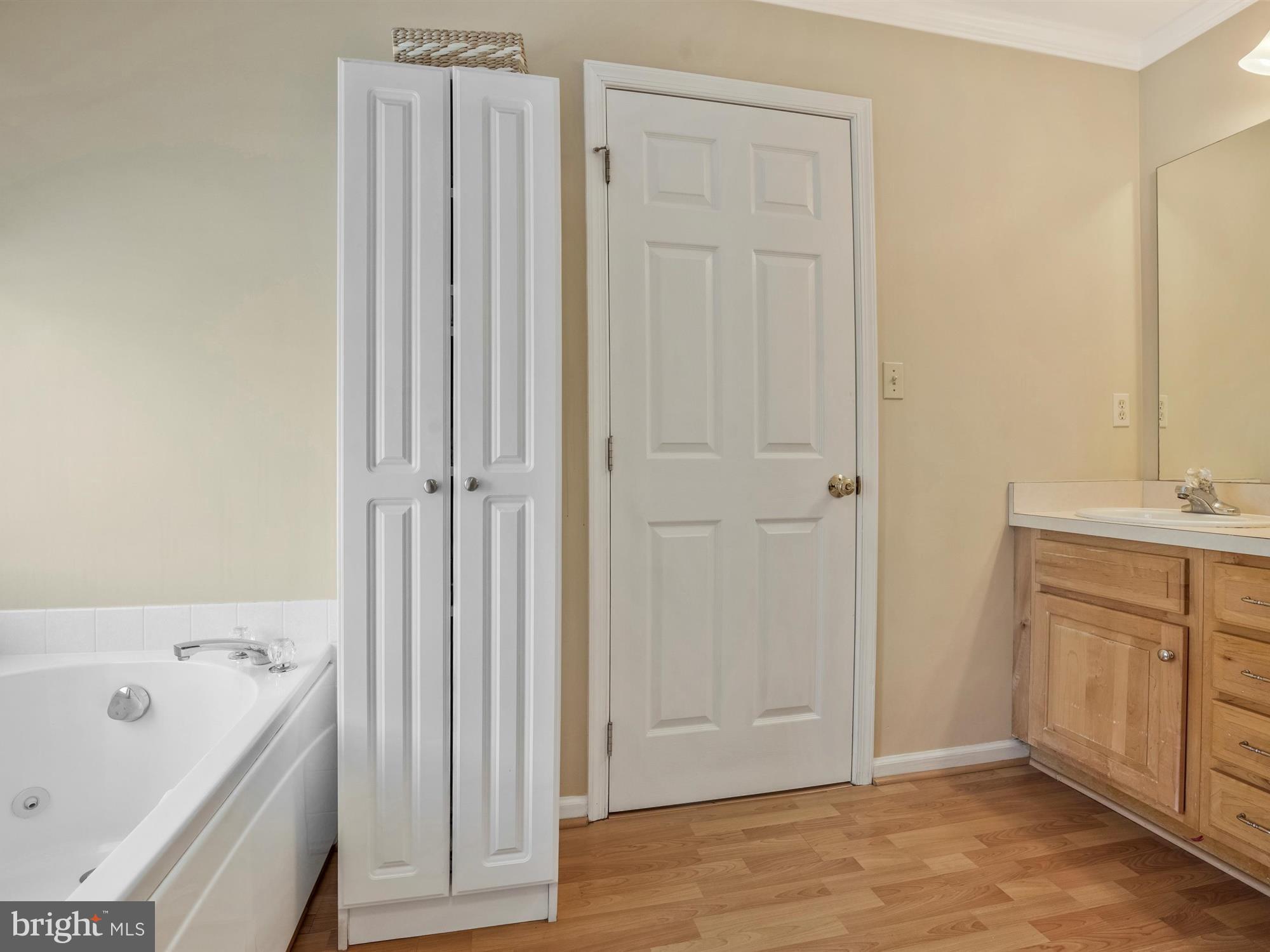 ASHCOMBE FARMS - Residential