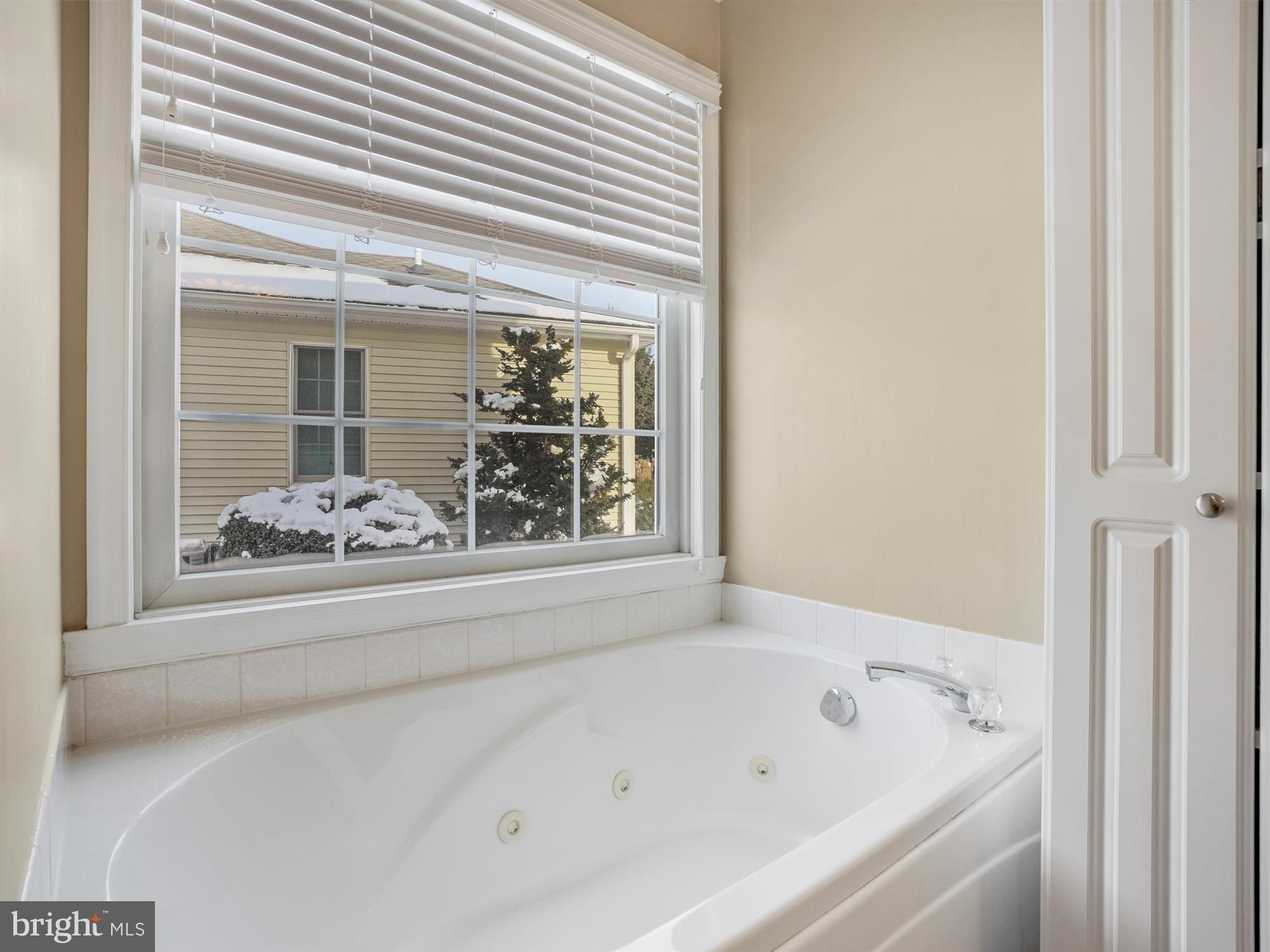 ASHCOMBE FARMS - Residential