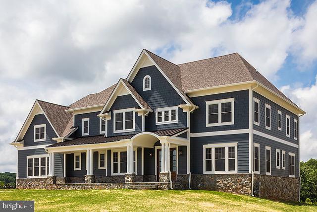 FULTON HILL - Residential