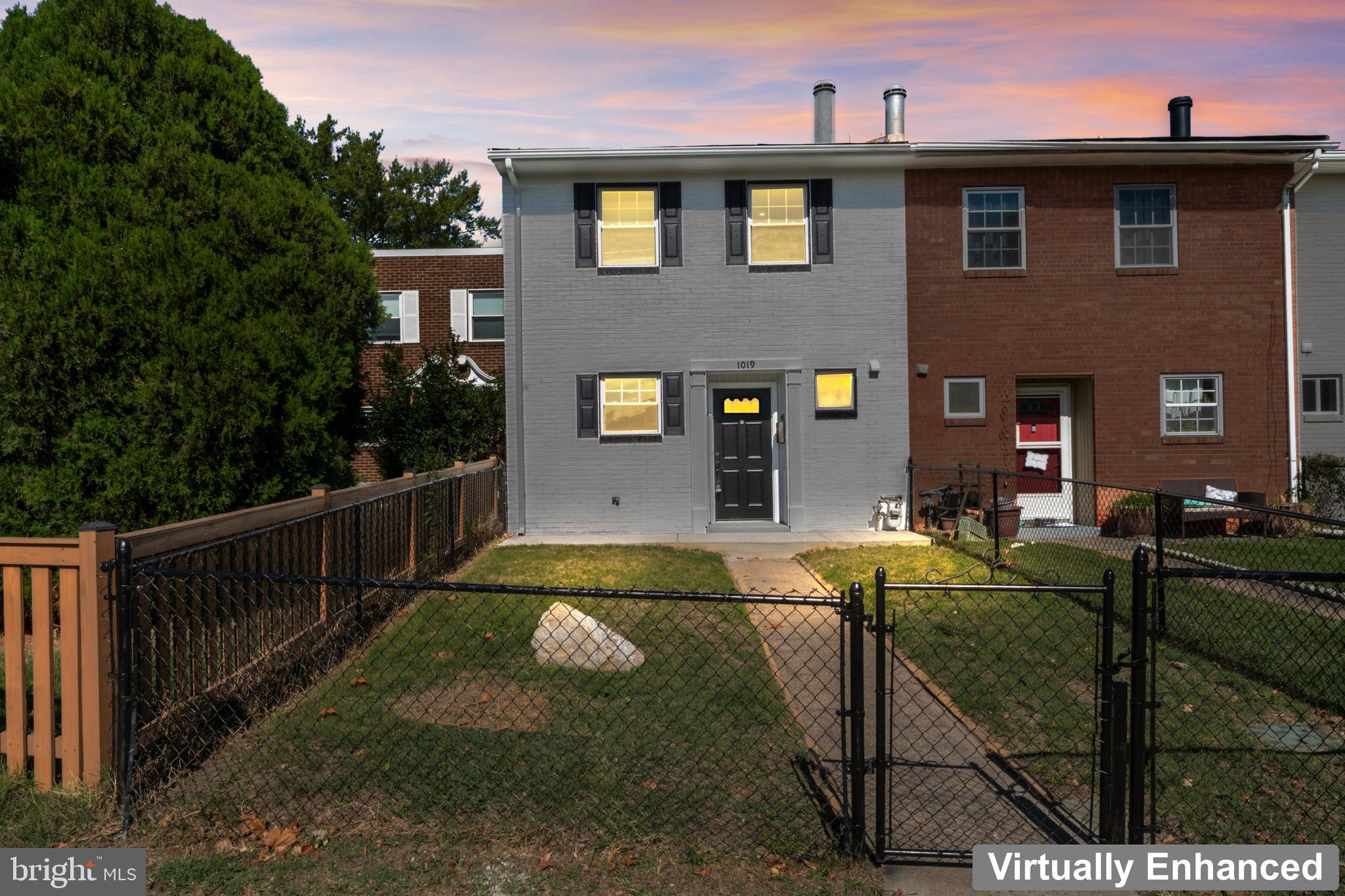 1019 FIRST STREET