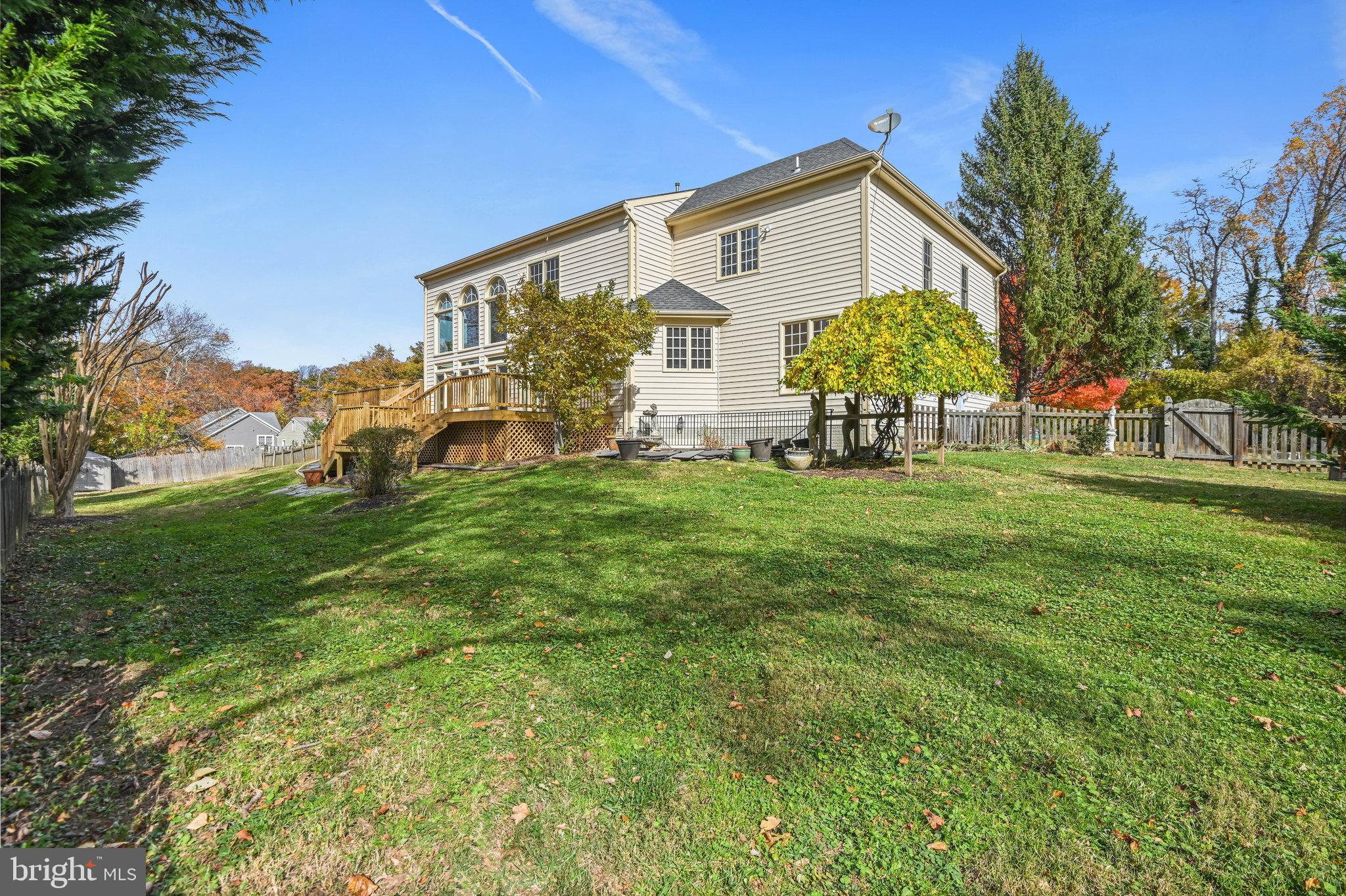 FIVE OAKS - Residential