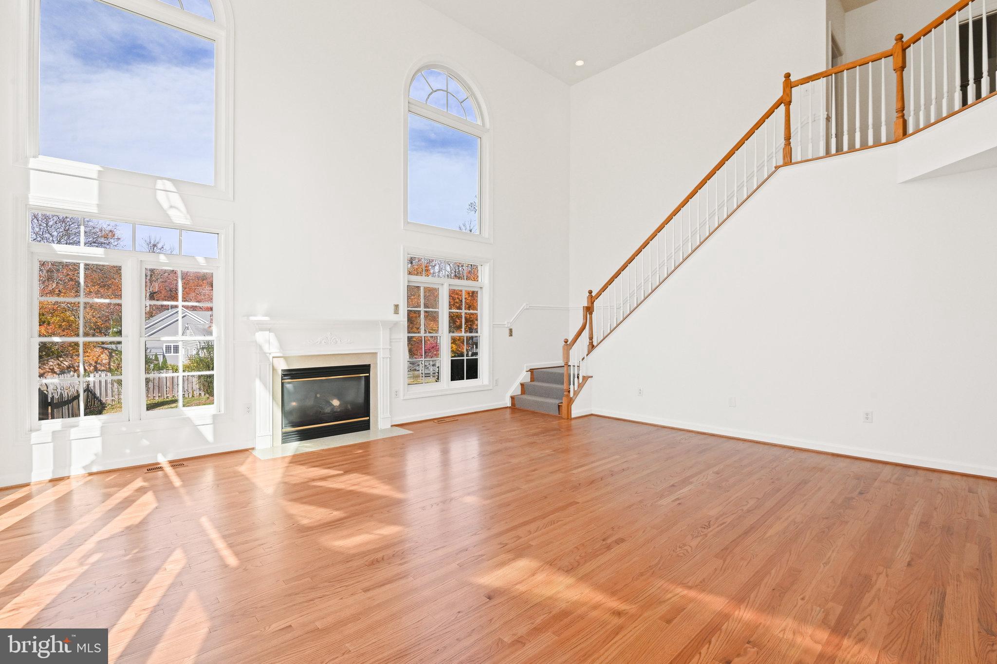 FIVE OAKS - Residential