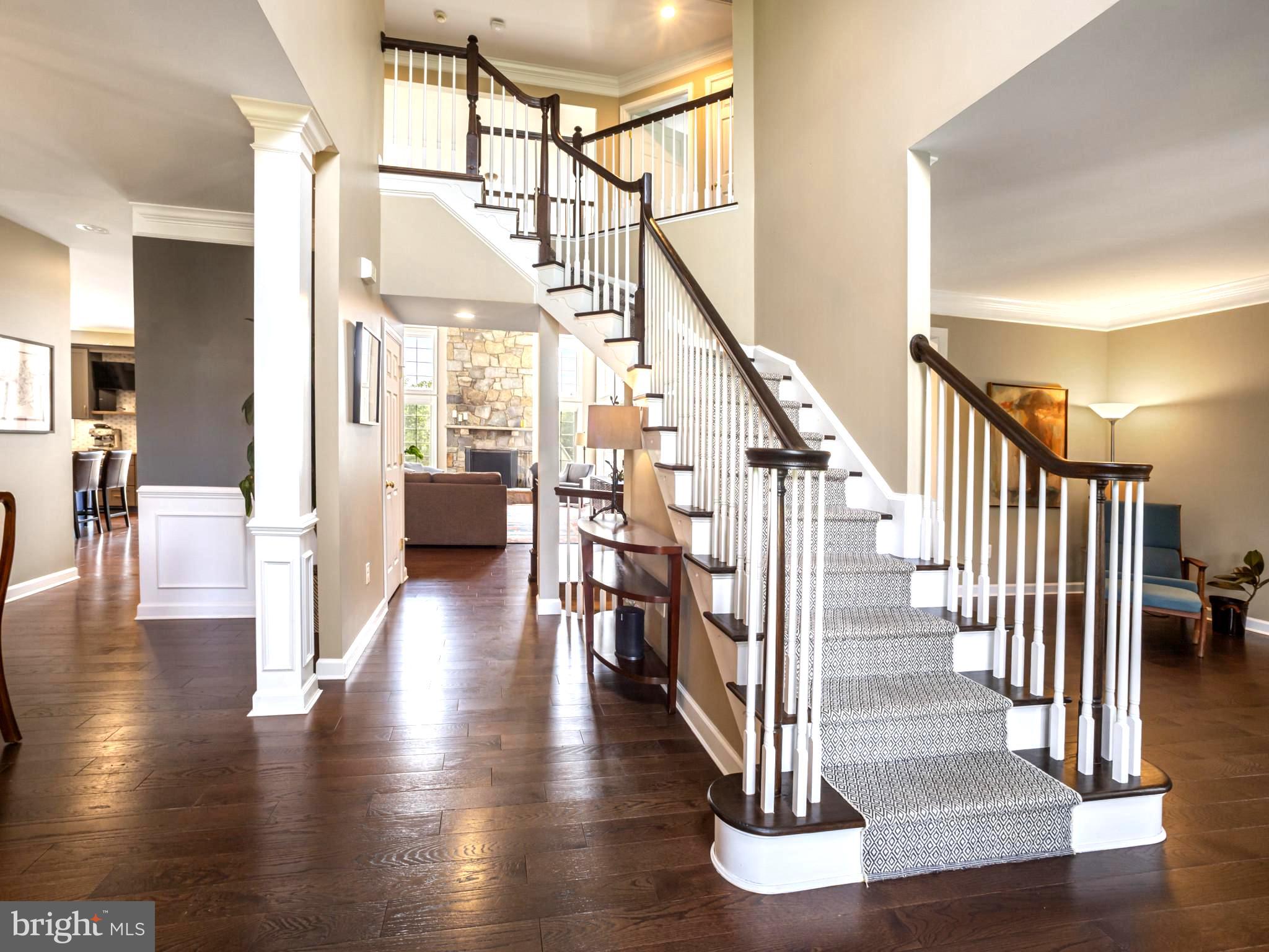733 SENECA DRIVE