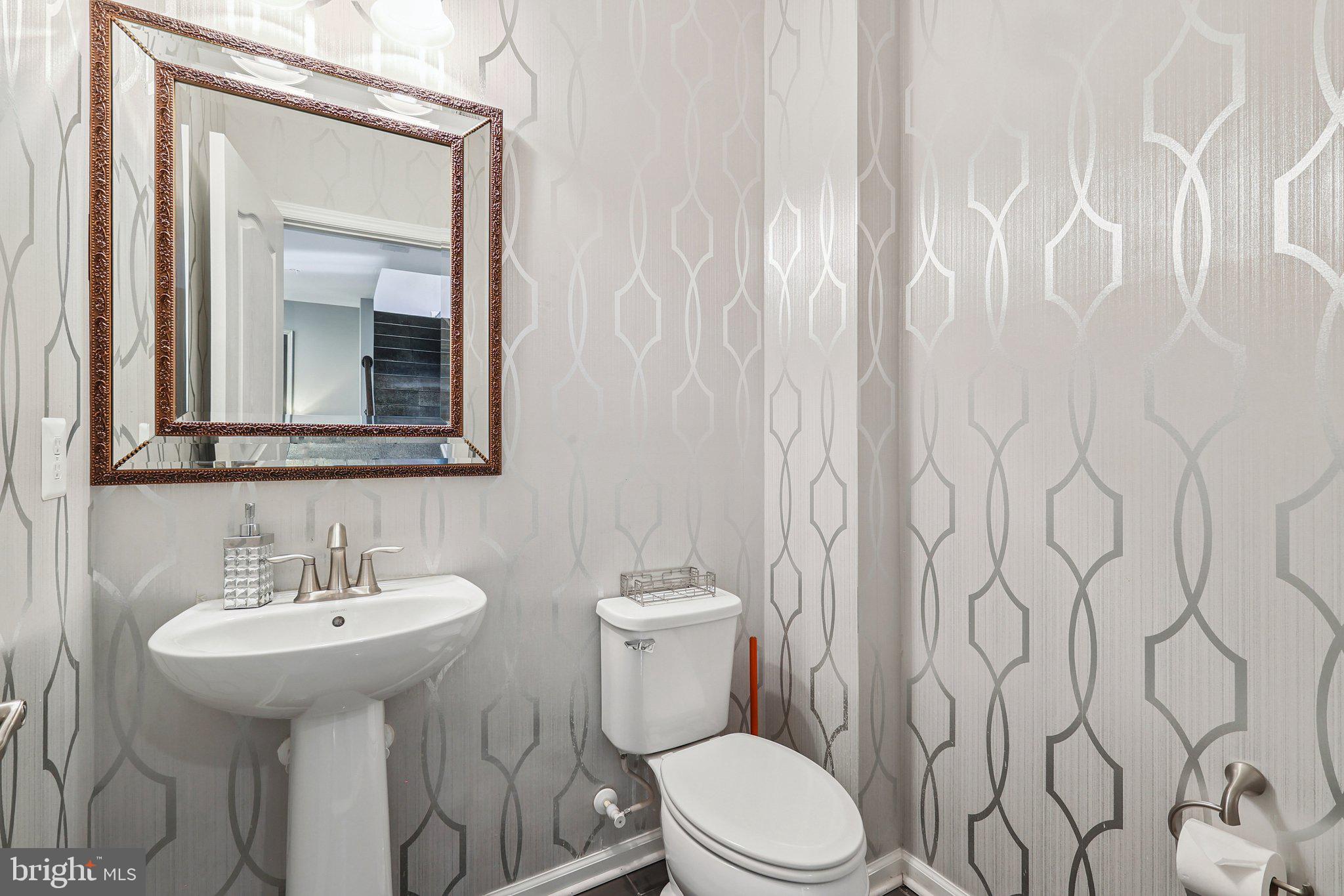 POTOMAC OVERLOOK AT NATIONAL HARBOR - Residential