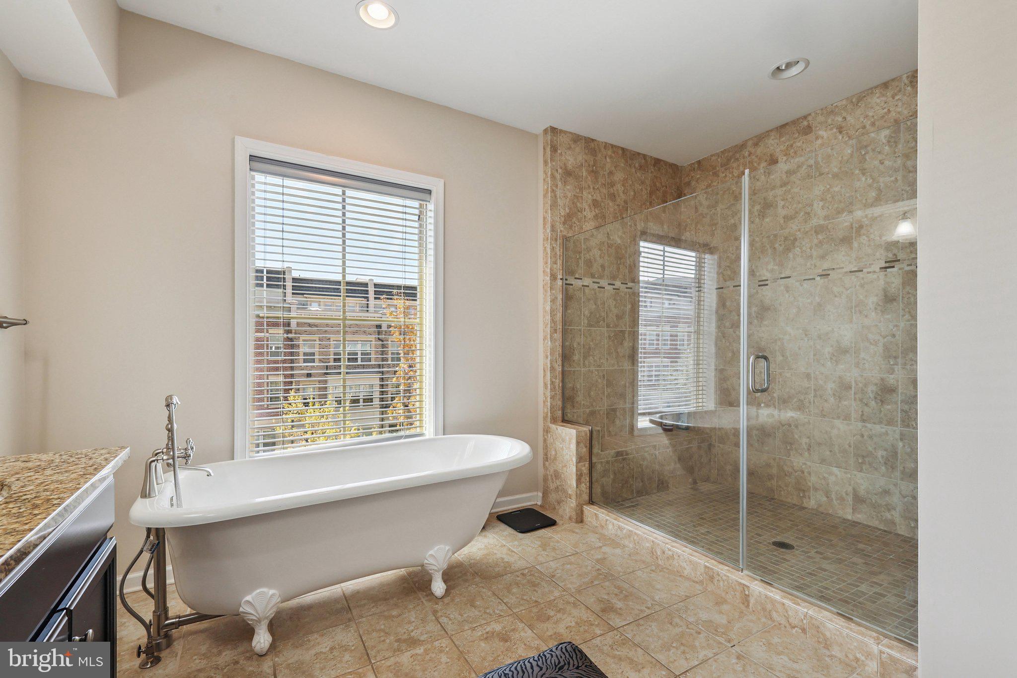 POTOMAC OVERLOOK AT NATIONAL HARBOR - Residential
