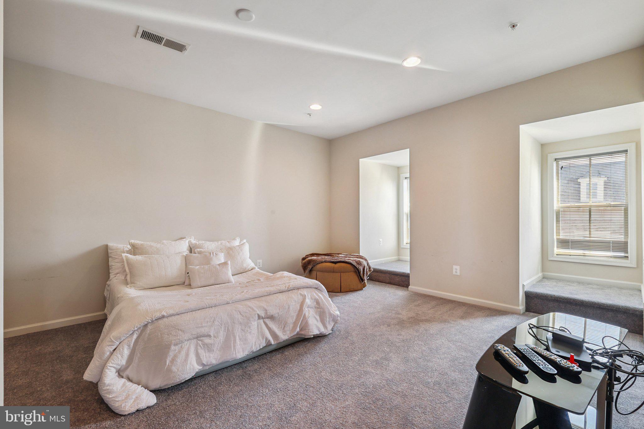 POTOMAC OVERLOOK AT NATIONAL HARBOR - Residential