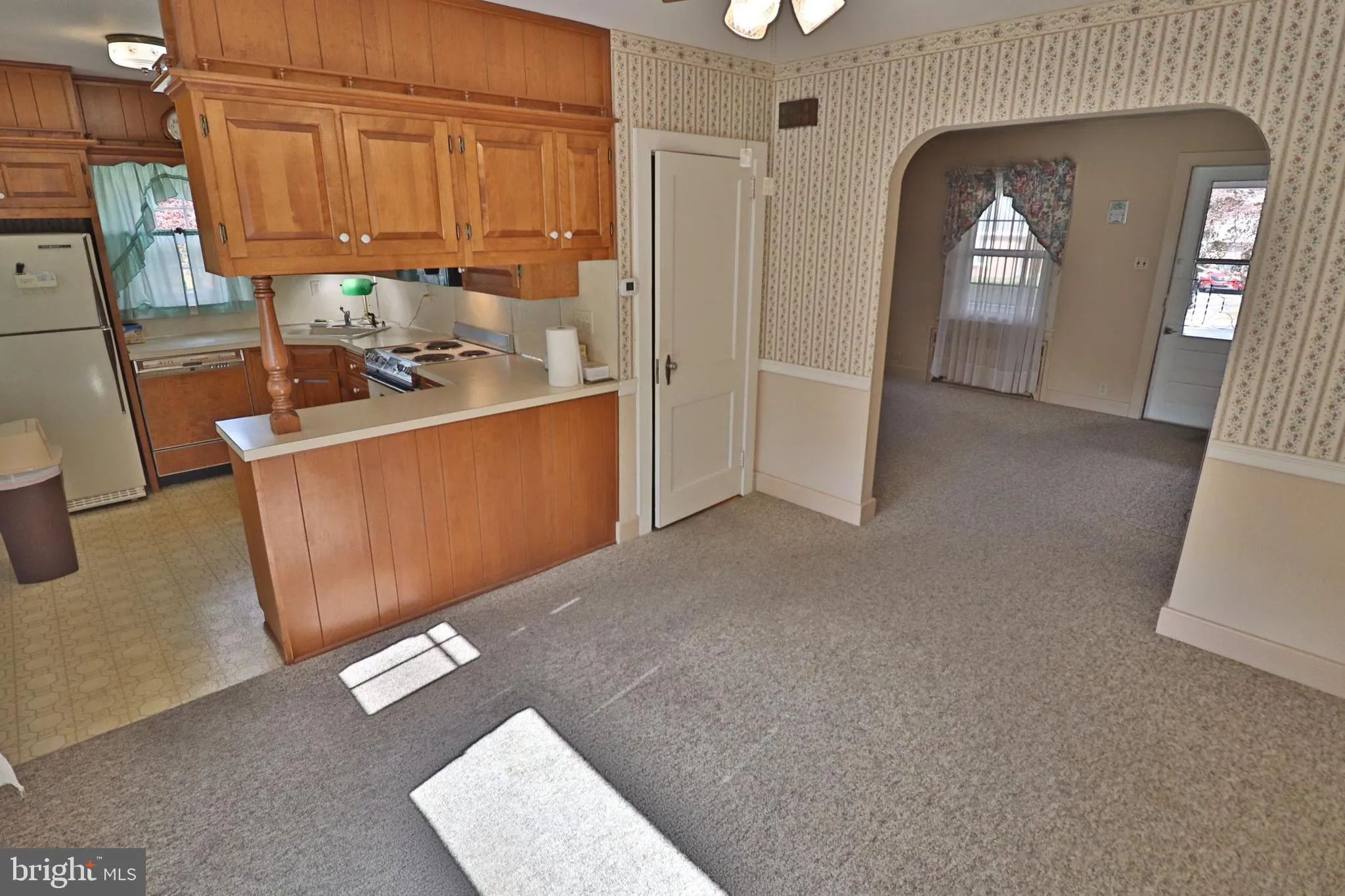 Lancaster, Pennsylvania 17602, United States, 4 Bedrooms Bedrooms, ,1 BathroomBathrooms,Residential,Coming Soon,233416