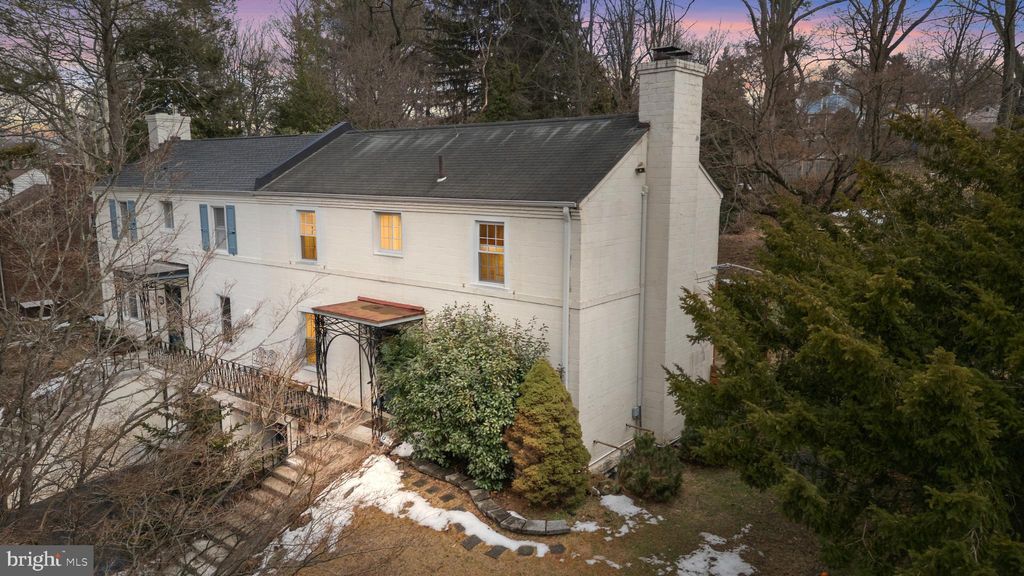 Photo of 712 Hendren Street, PHILADELPHIA, PA 19128 (MLS # PAPH2586856)