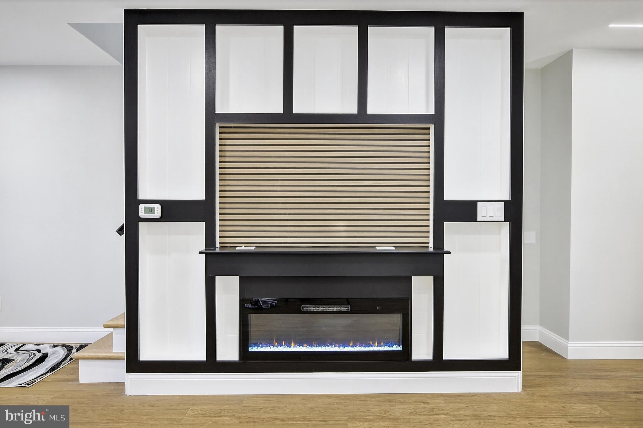 KENSINGTON - Residential