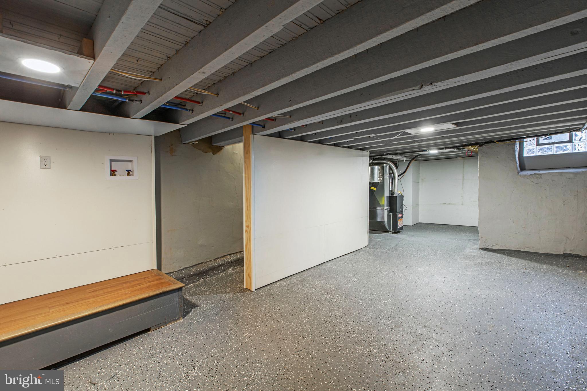 KENSINGTON - Residential