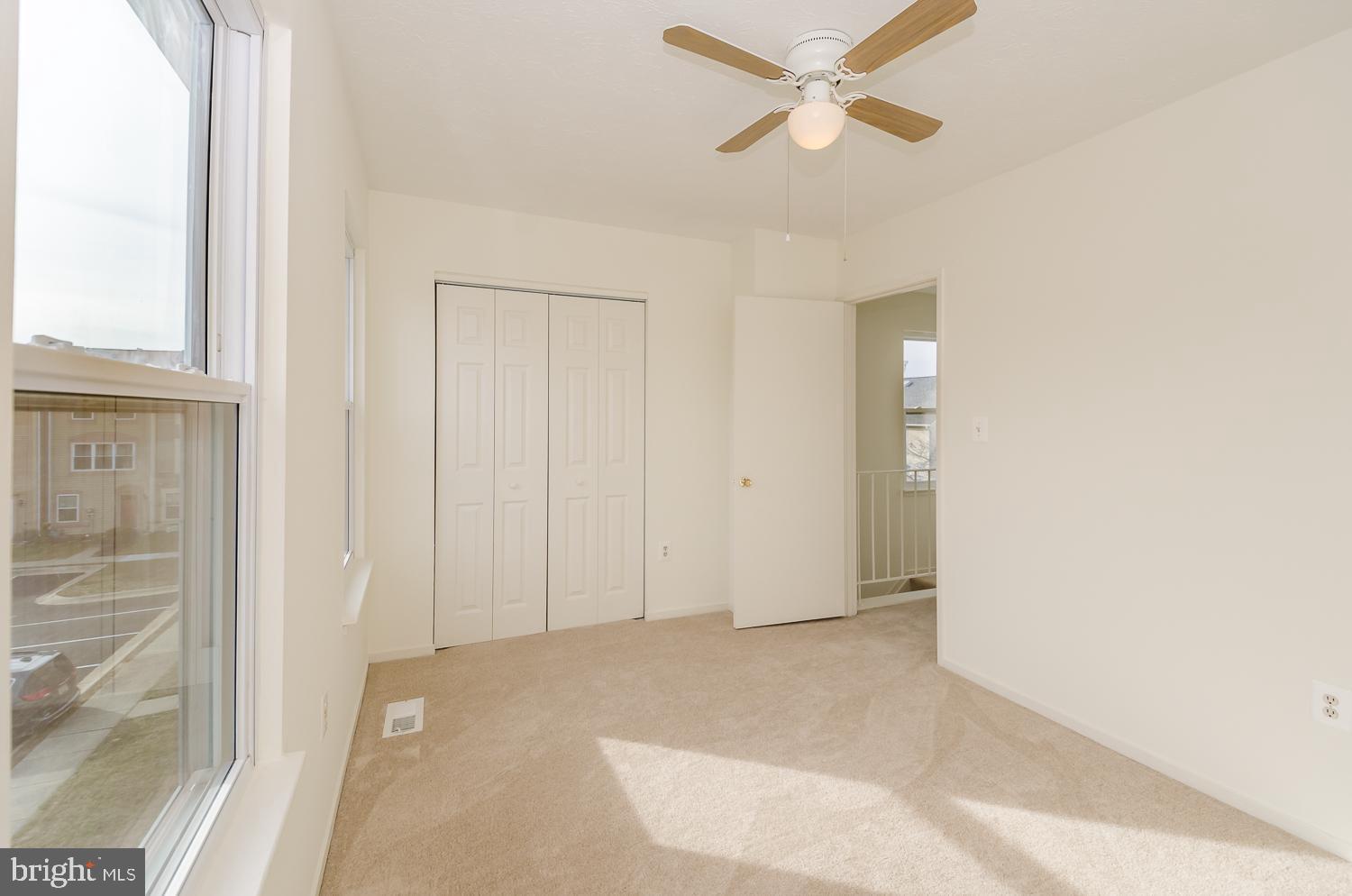 VALLEY STREAM ESTATES - Residential