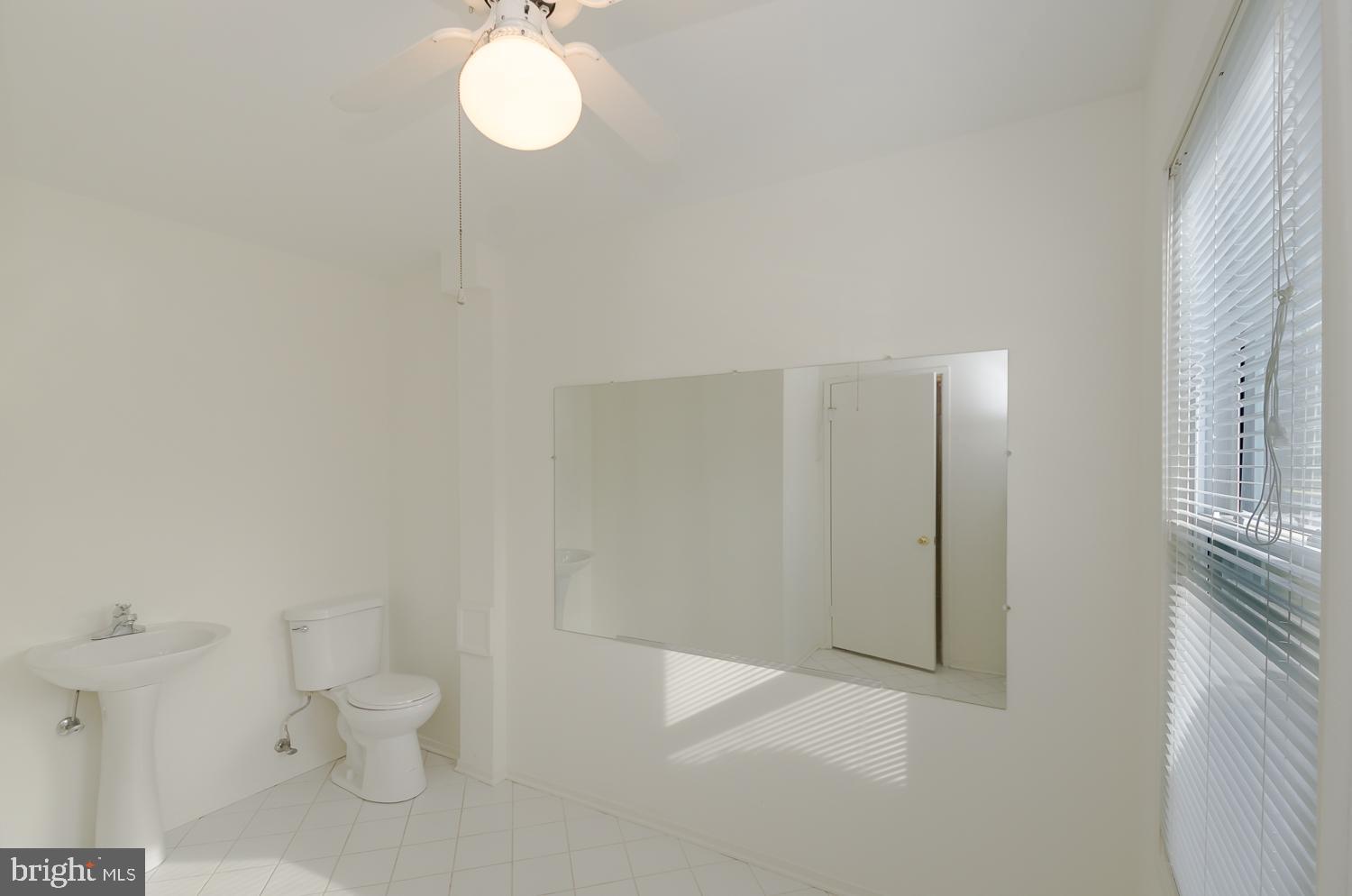 VALLEY STREAM ESTATES - Residential