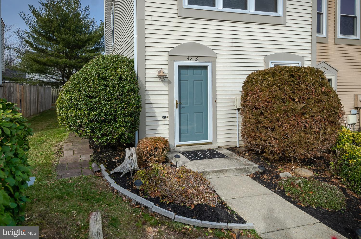 VALLEY STREAM ESTATES - Residential