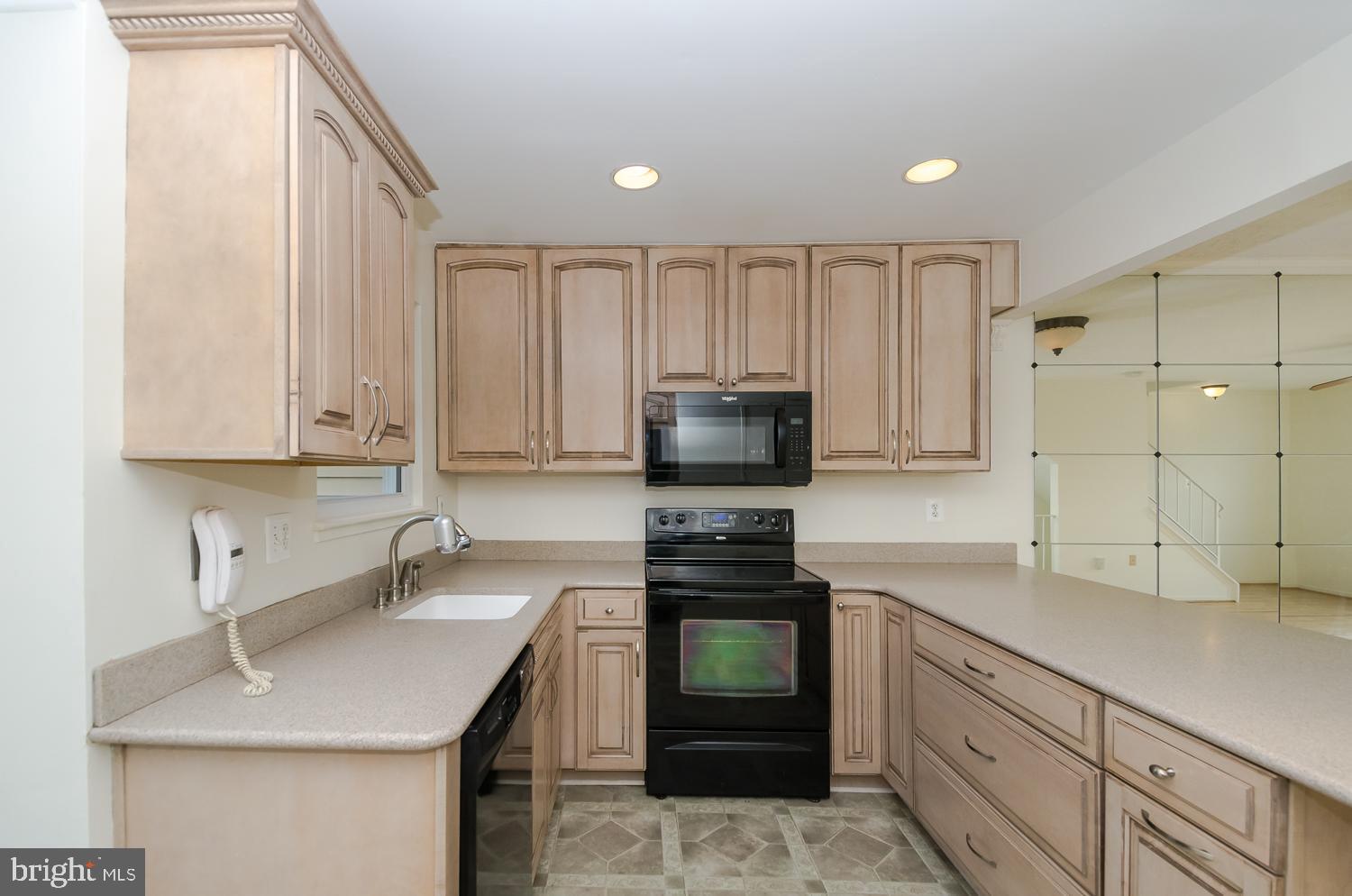 VALLEY STREAM ESTATES - Residential