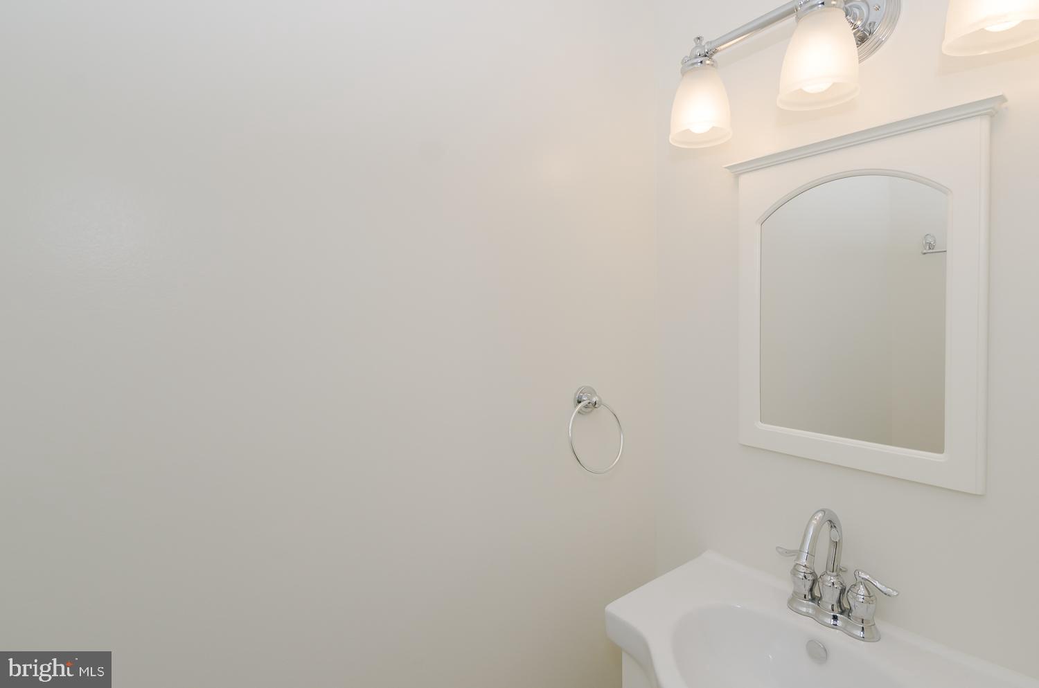 VALLEY STREAM ESTATES - Residential