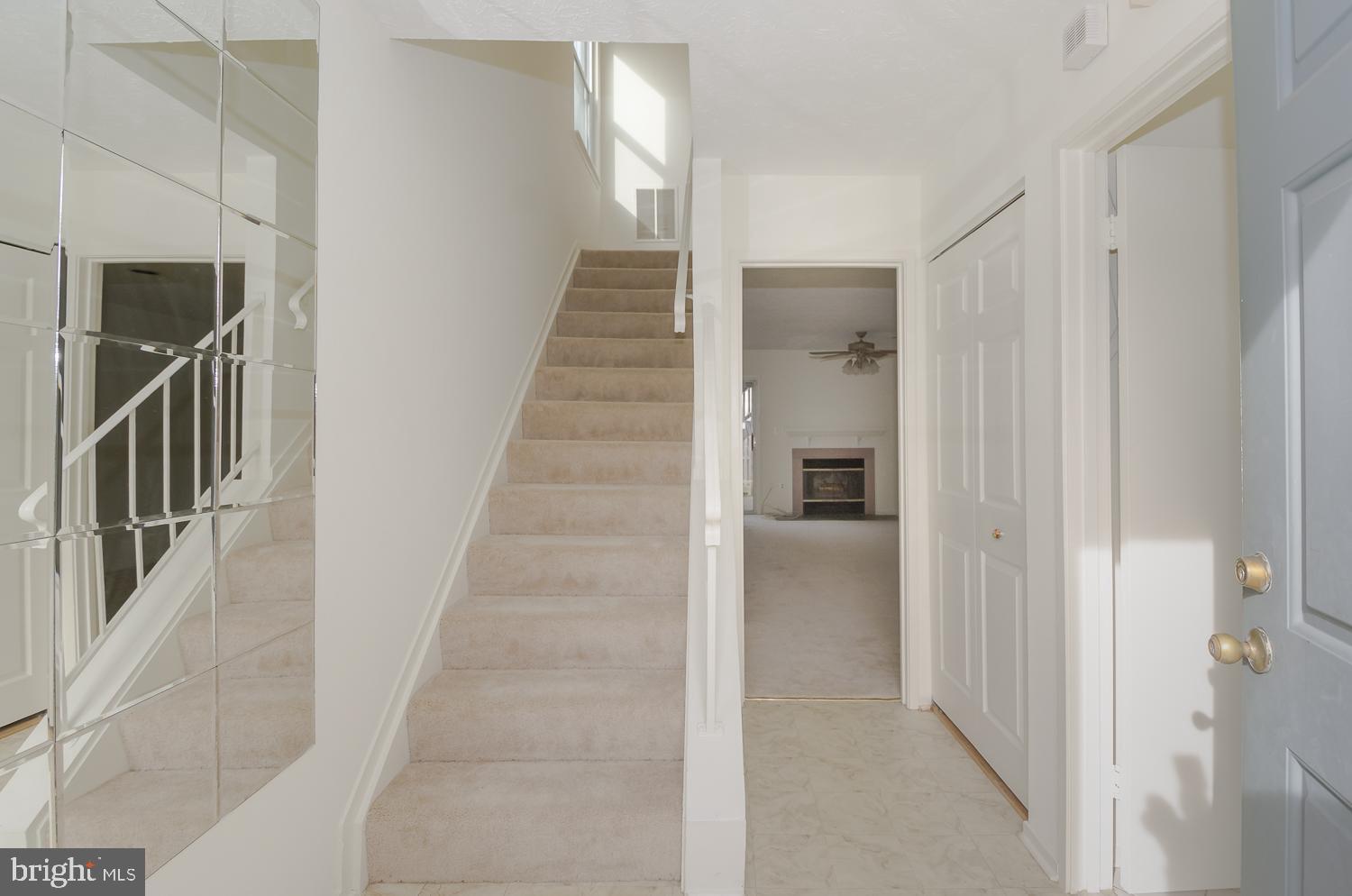 VALLEY STREAM ESTATES - Residential