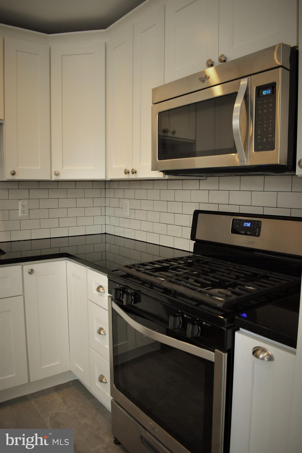 RANDOLPH HILLS - Residential Lease