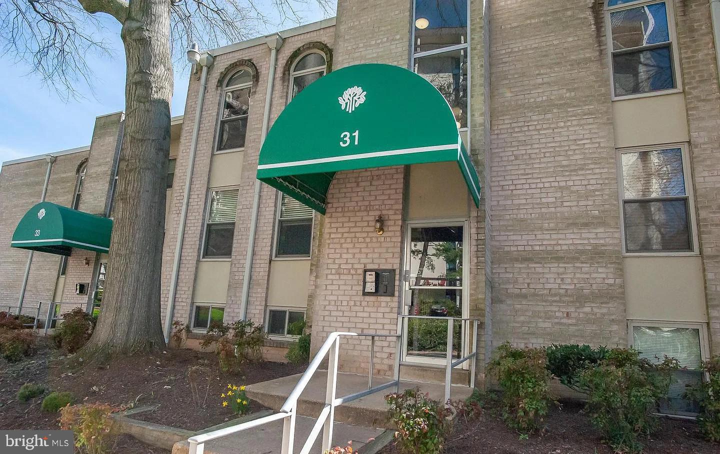 CANTERBURY SQUARE - Residential