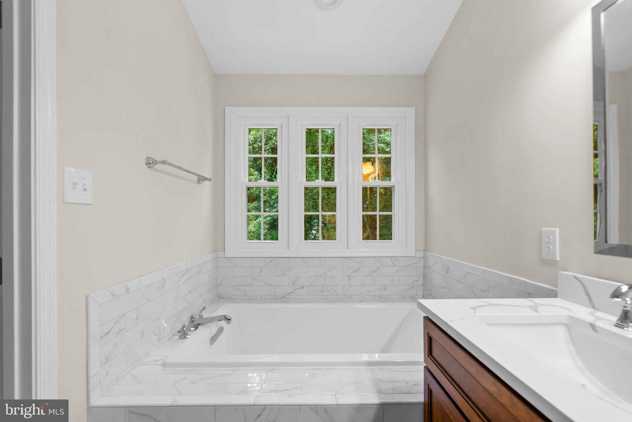 JAMES CREEK - Residential