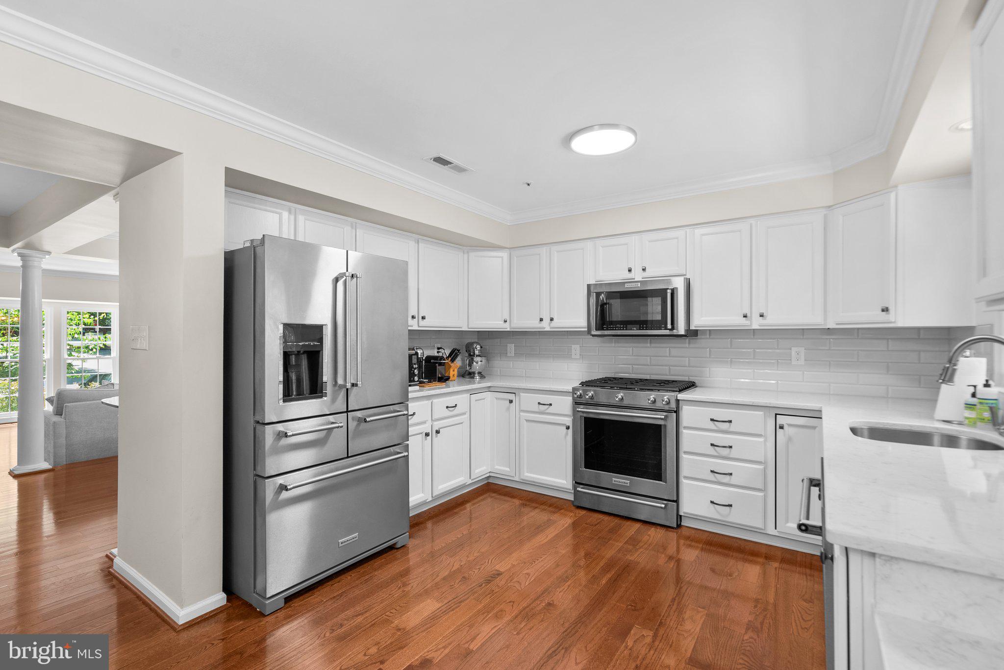 JAMES CREEK - Residential