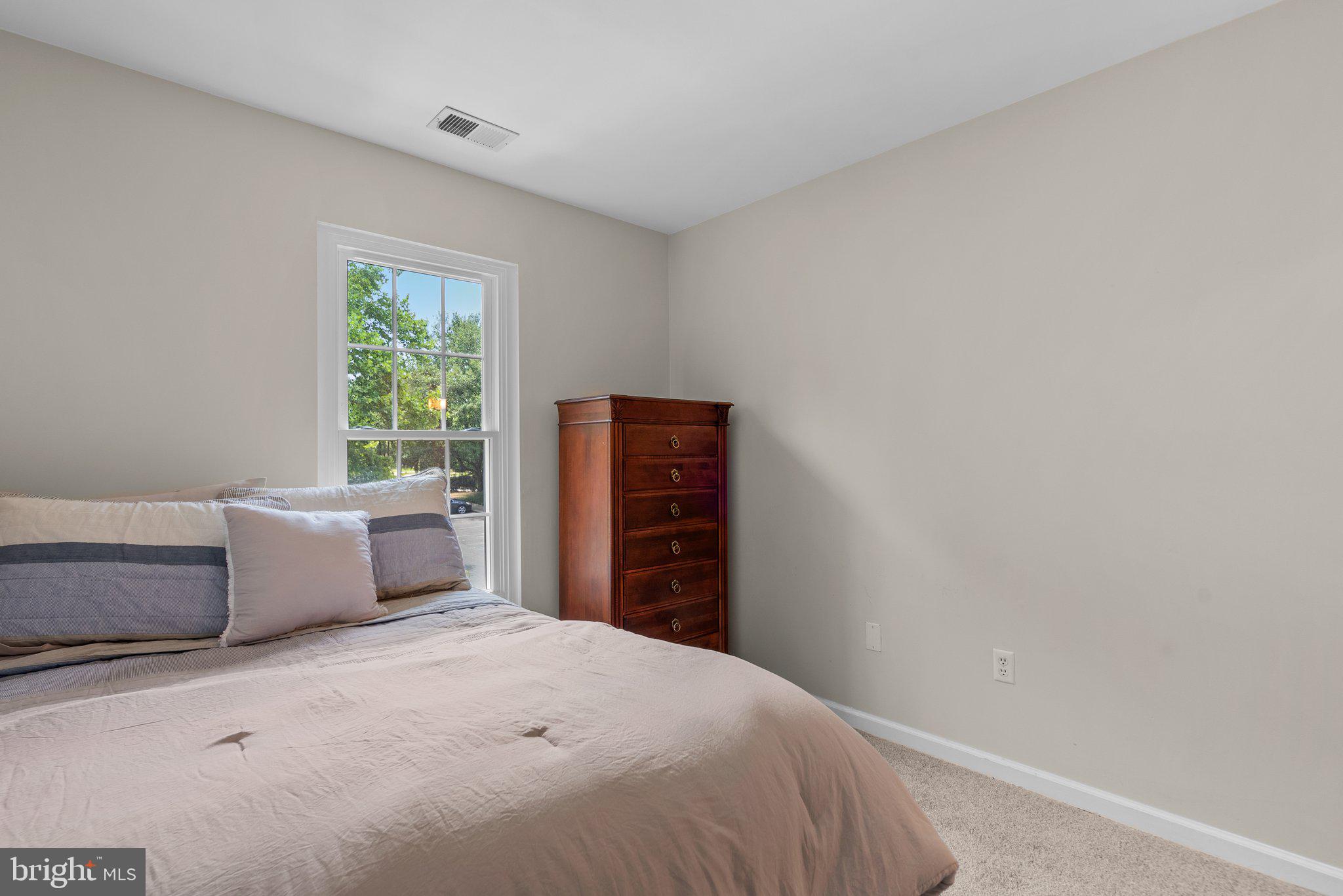 JAMES CREEK - Residential