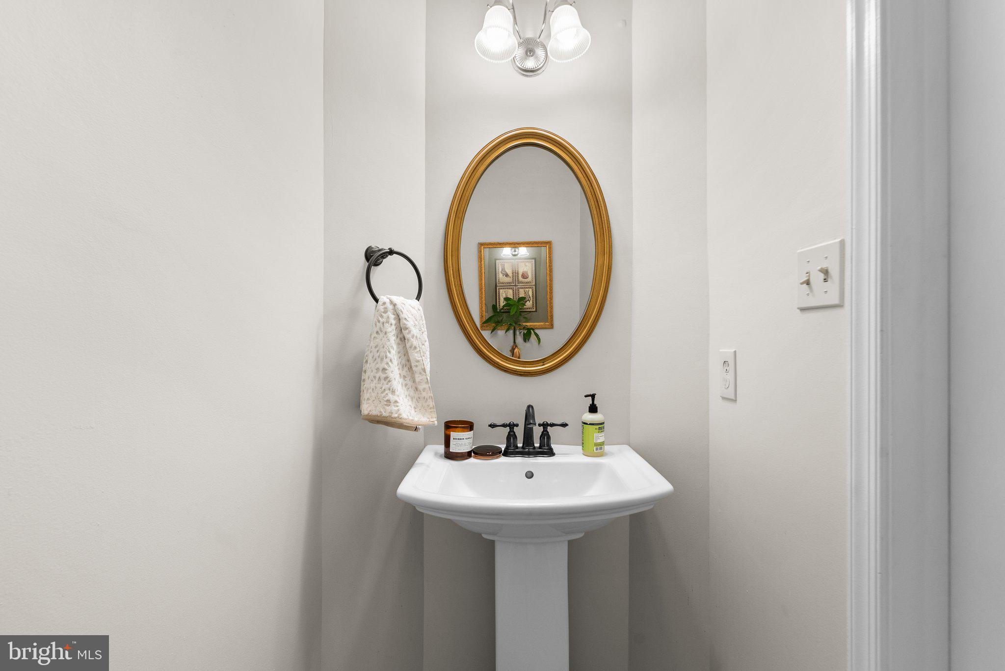 JAMES CREEK - Residential