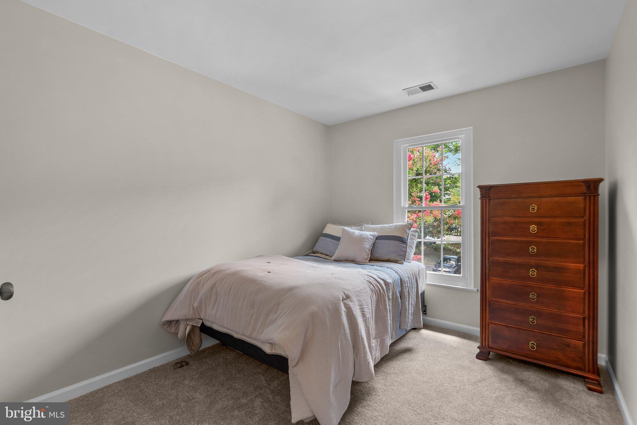 JAMES CREEK - Residential