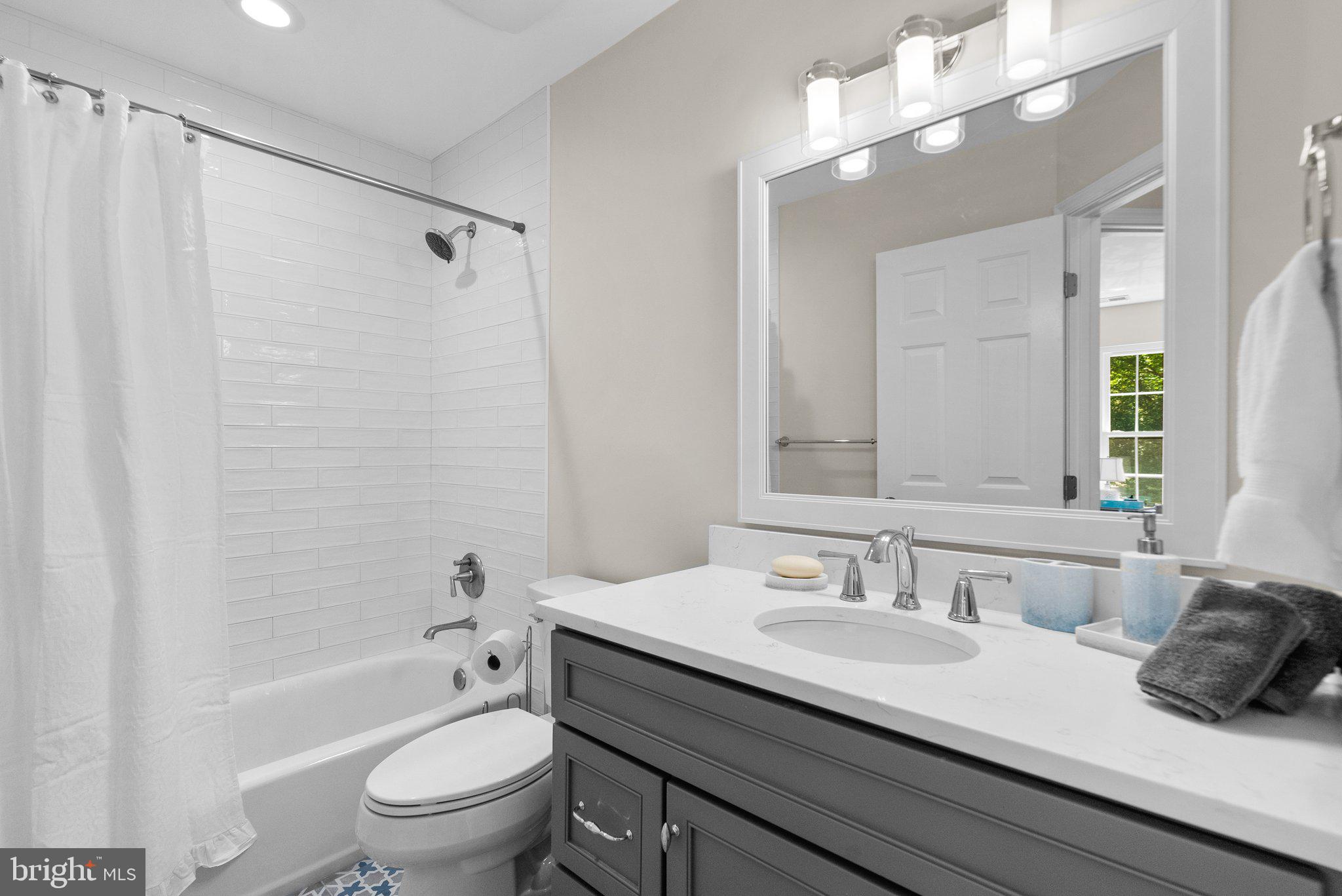 JAMES CREEK - Residential