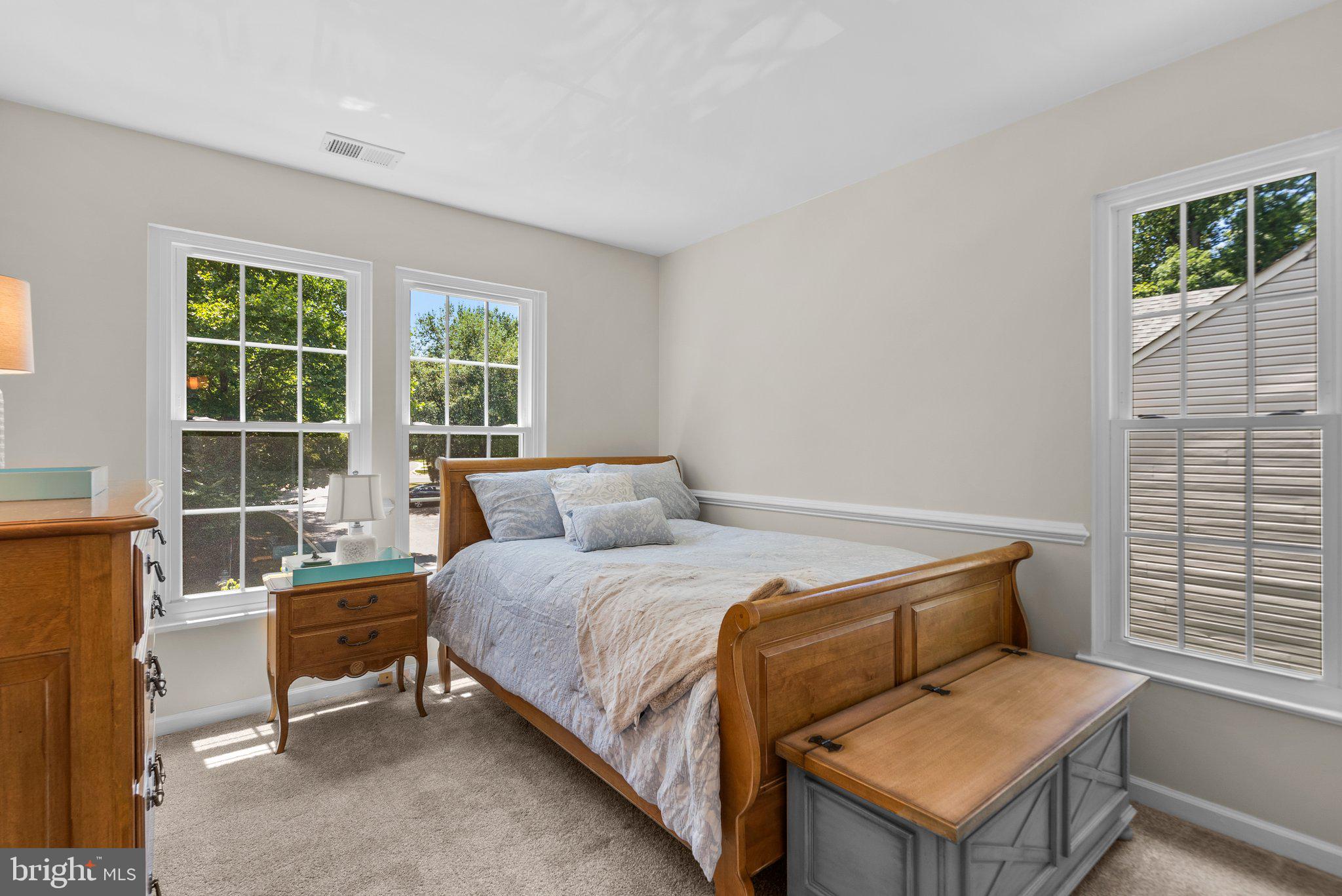 JAMES CREEK - Residential