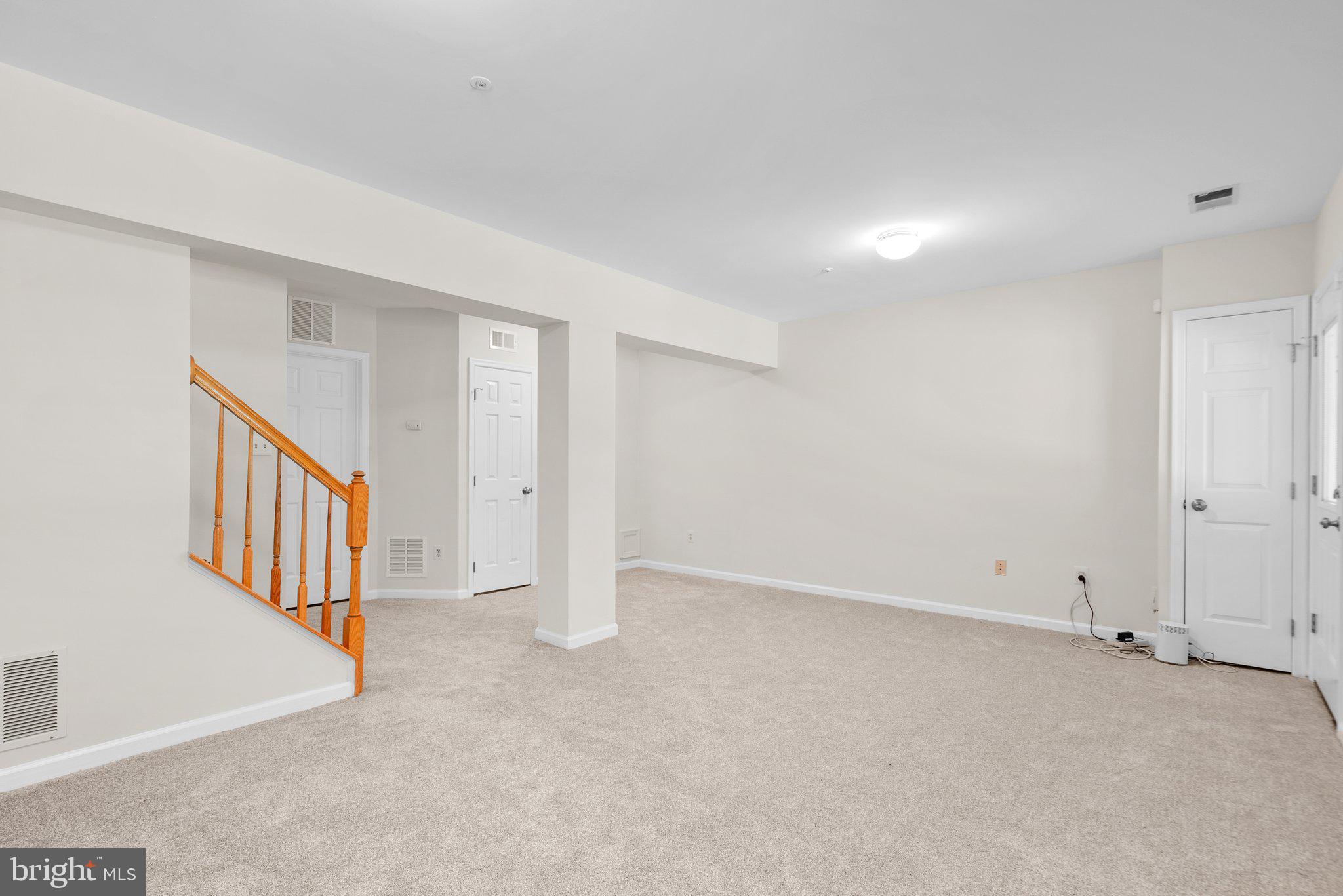 JAMES CREEK - Residential