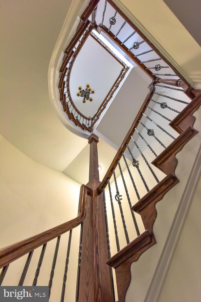 STOCKWELL MANOR - Residential