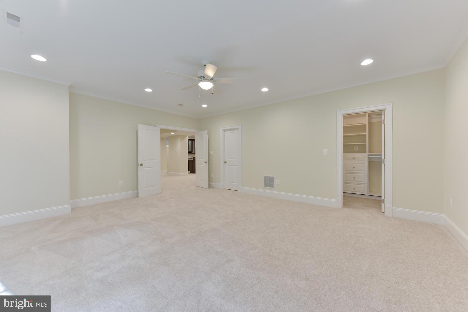 STOCKWELL MANOR - Residential