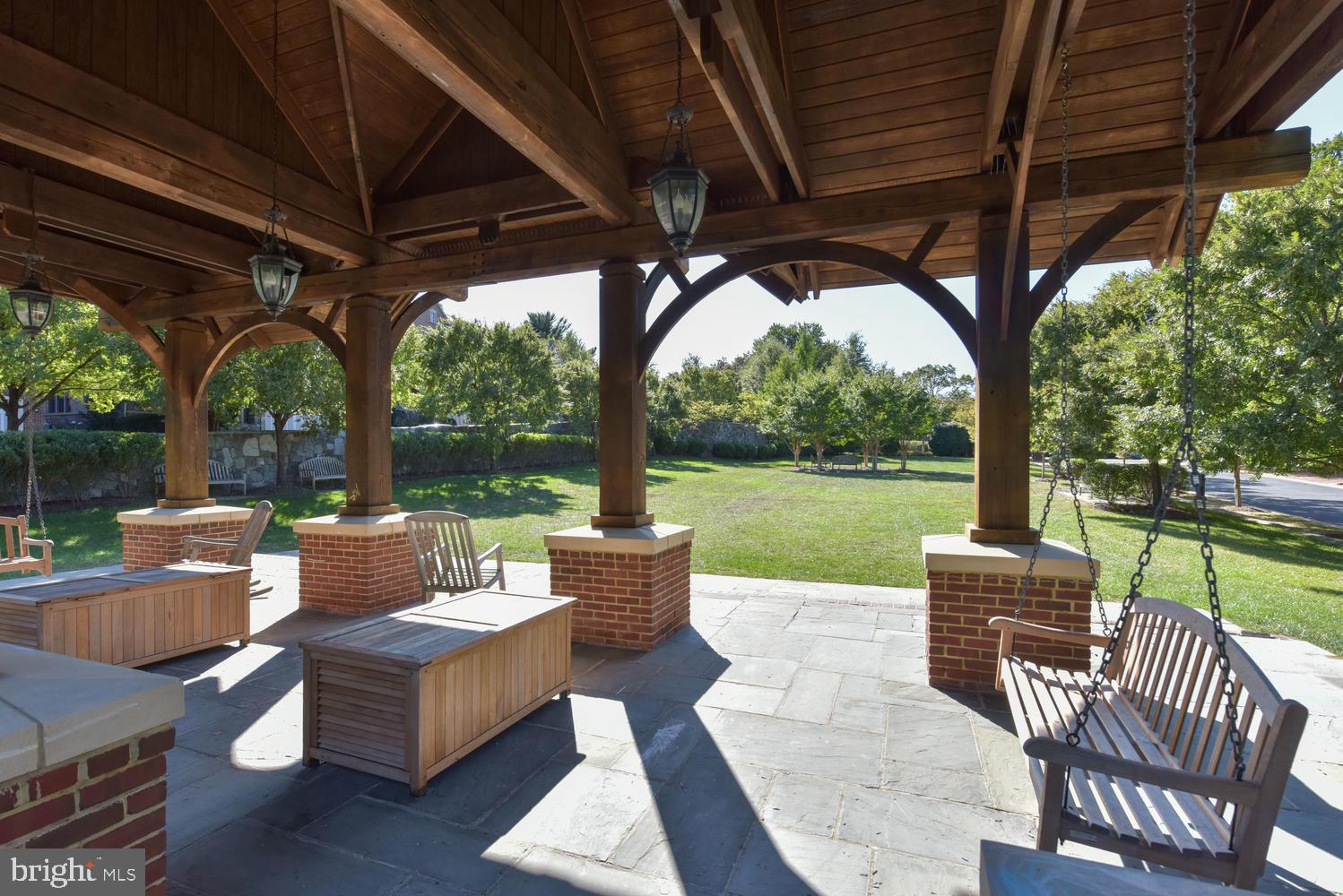 STOCKWELL MANOR - Residential