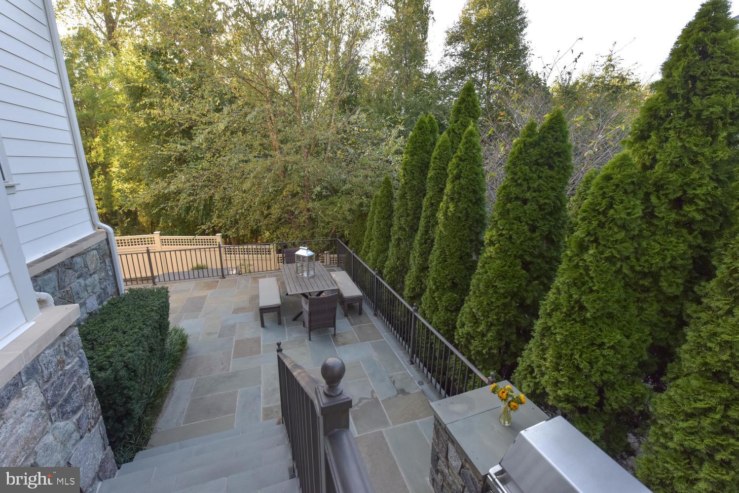 STOCKWELL MANOR - Residential