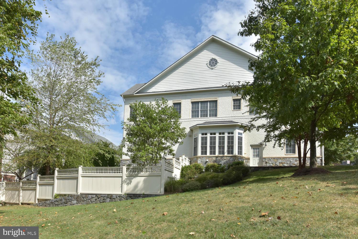 STOCKWELL MANOR - Residential