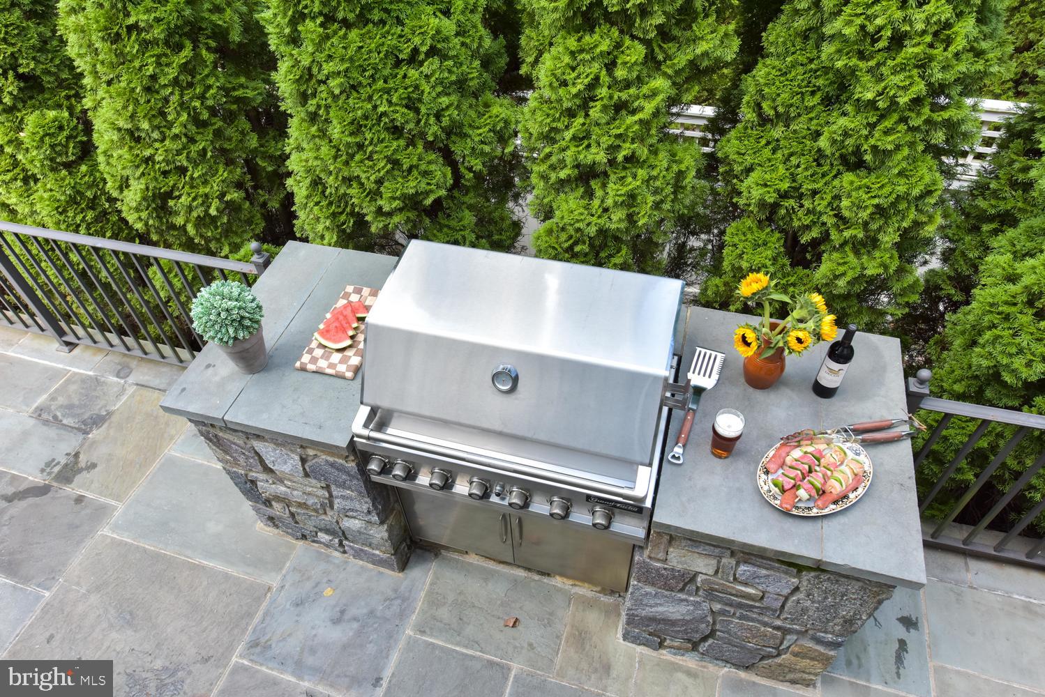 STOCKWELL MANOR - Residential