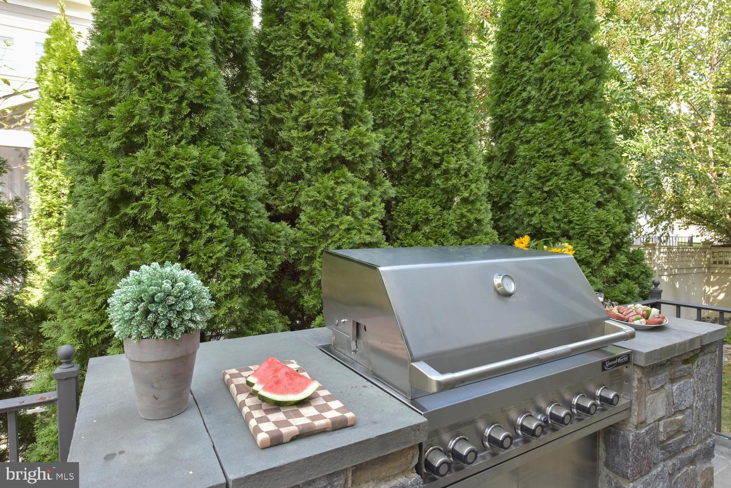 STOCKWELL MANOR - Residential