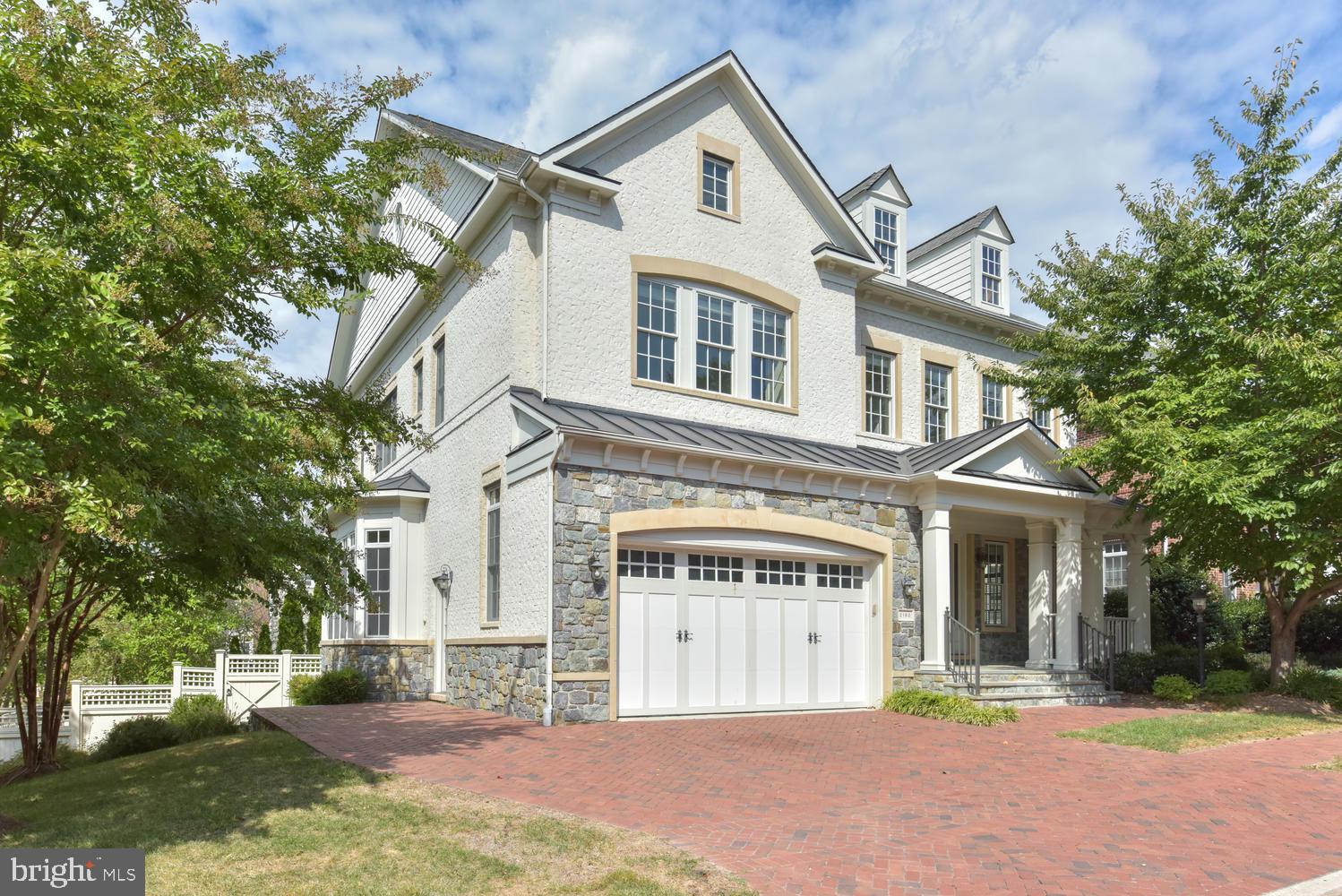 STOCKWELL MANOR - Residential