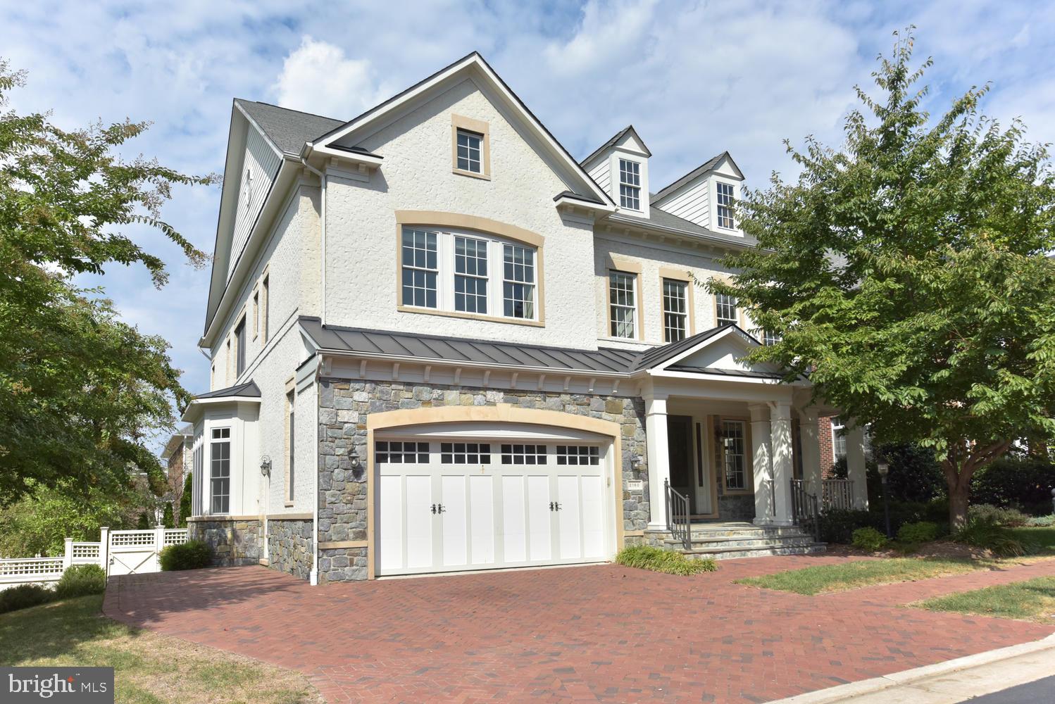 STOCKWELL MANOR - Residential