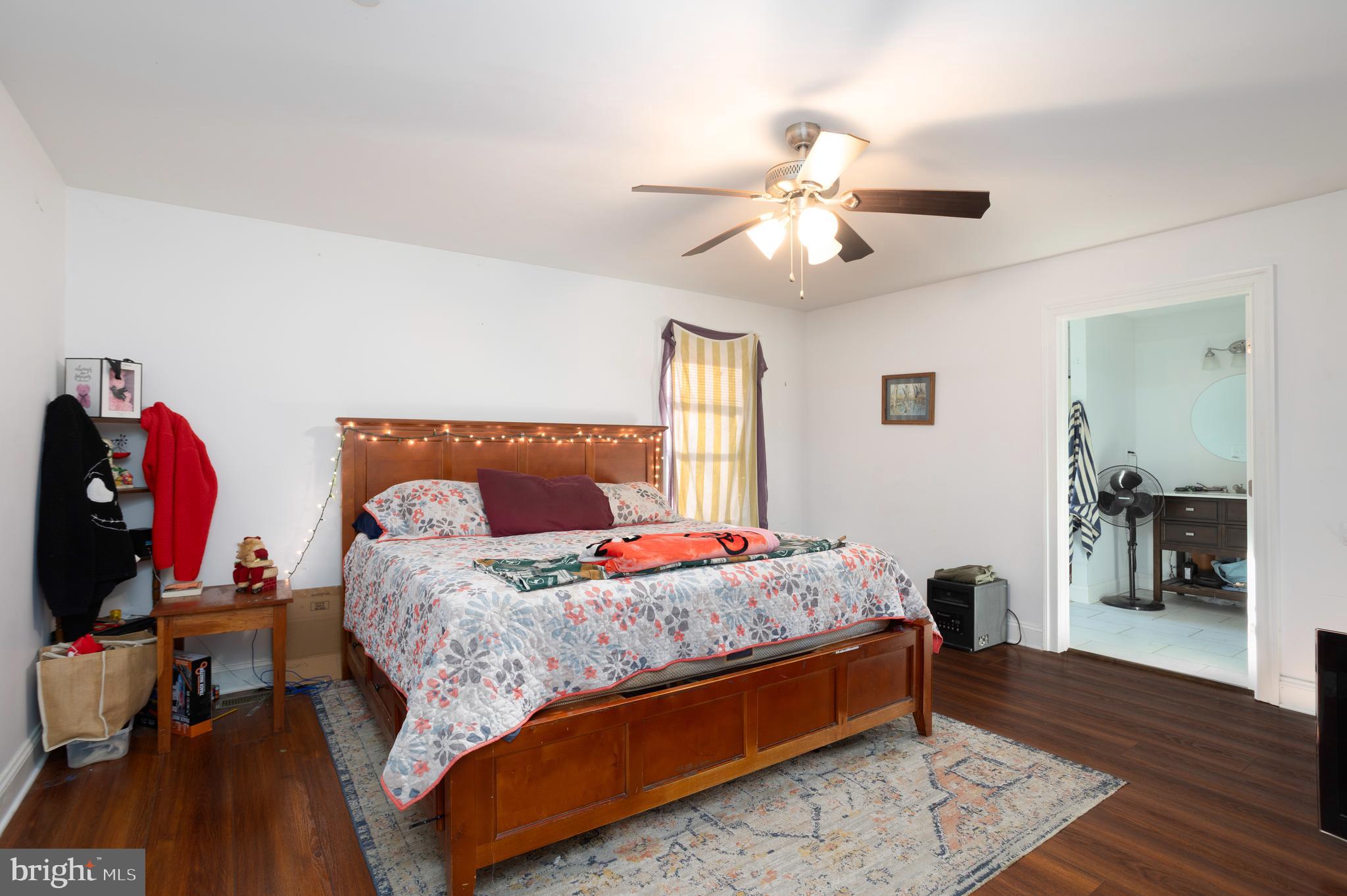 SECRETARY - Residential