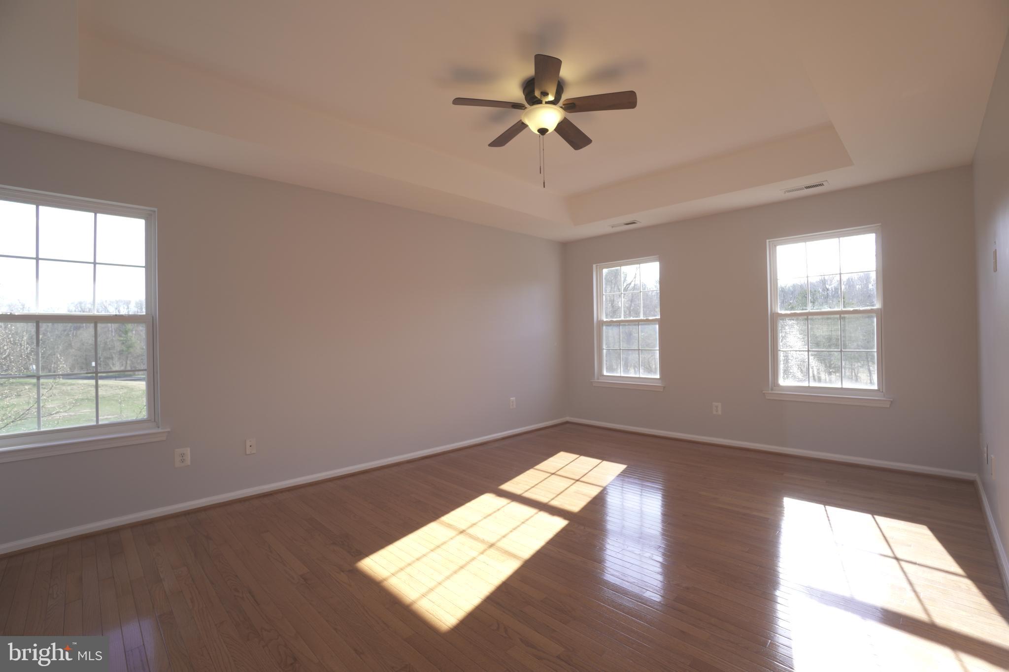 NORTH POINTE - Residential