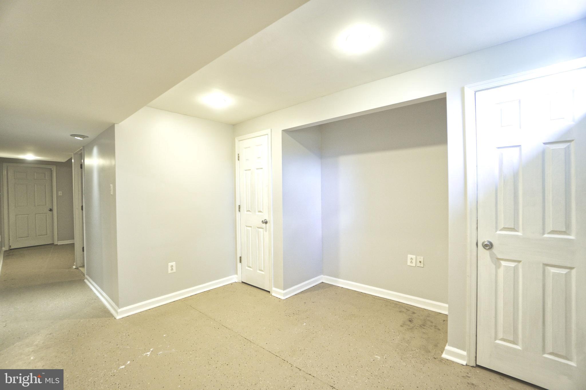 NORTH POINTE - Residential