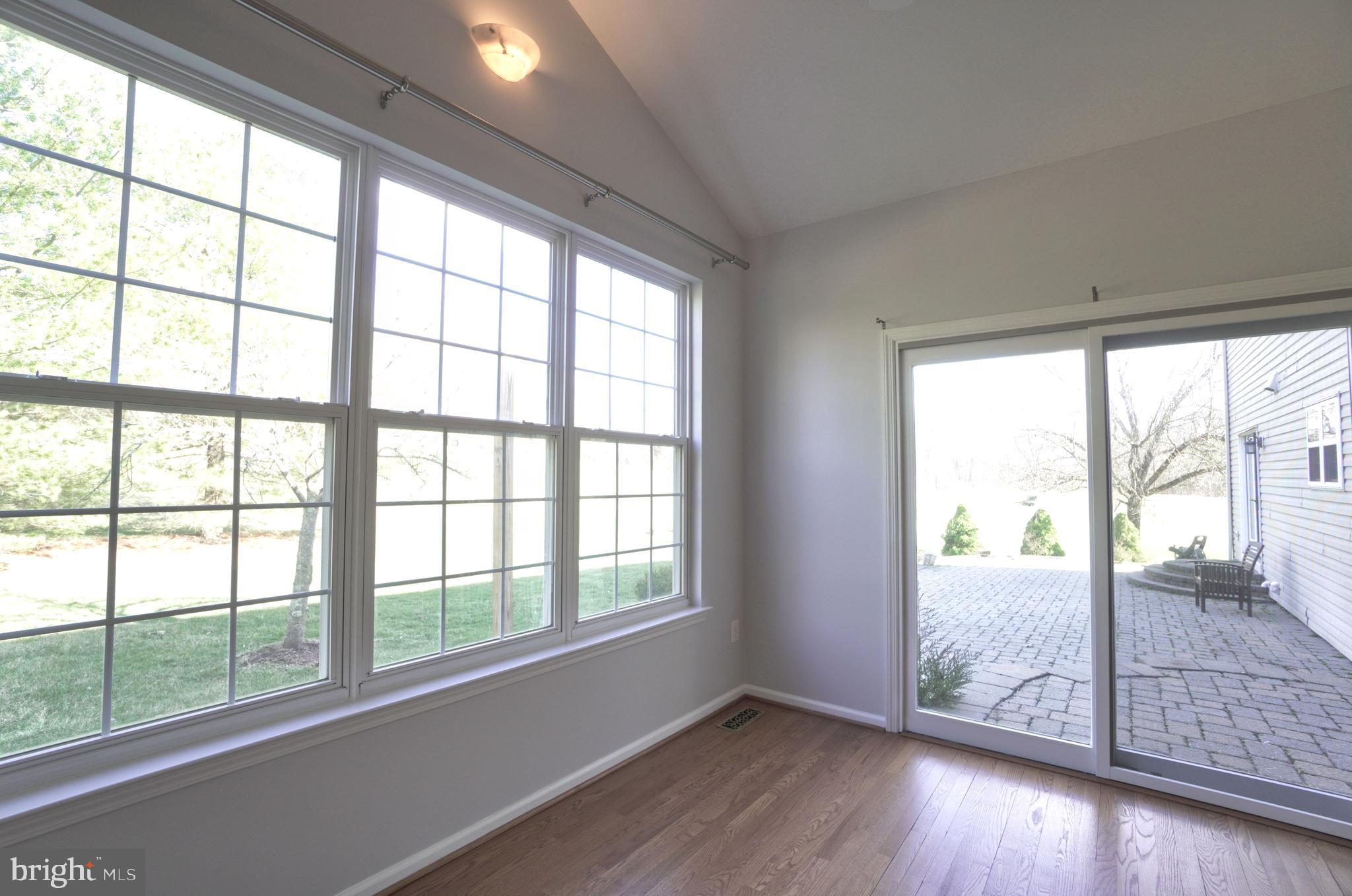 NORTH POINTE - Residential