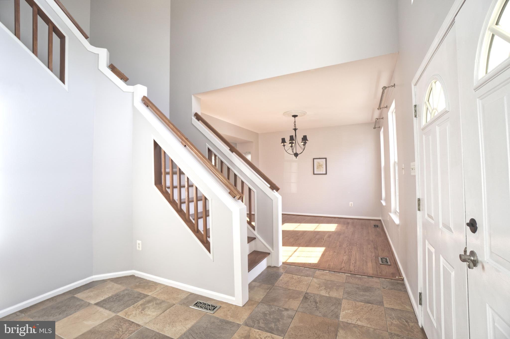 NORTH POINTE - Residential