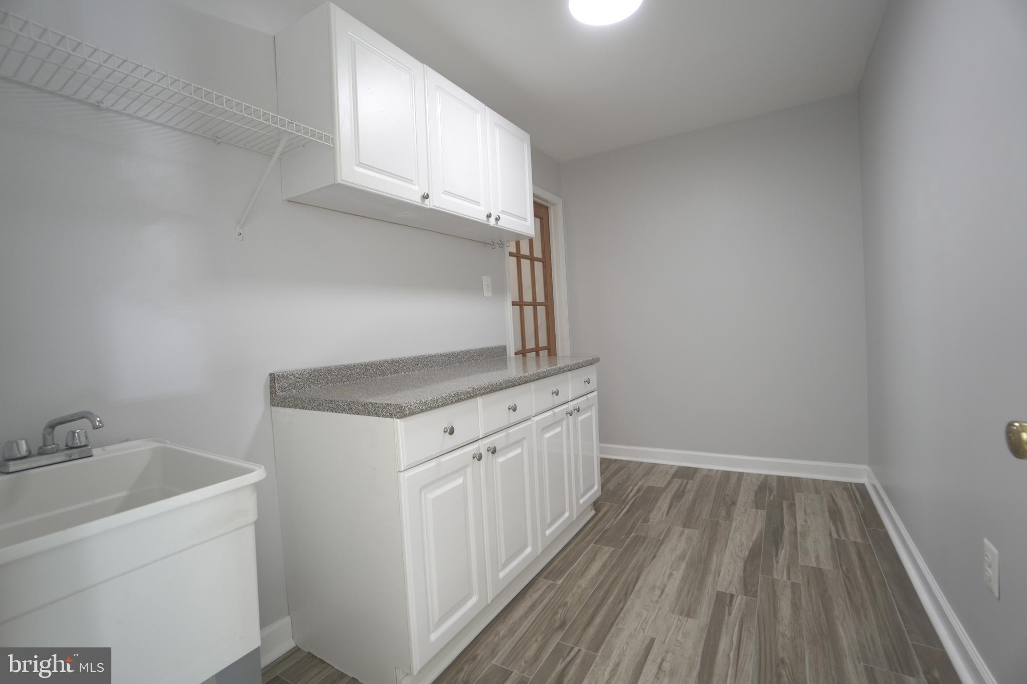 NORTH POINTE - Residential