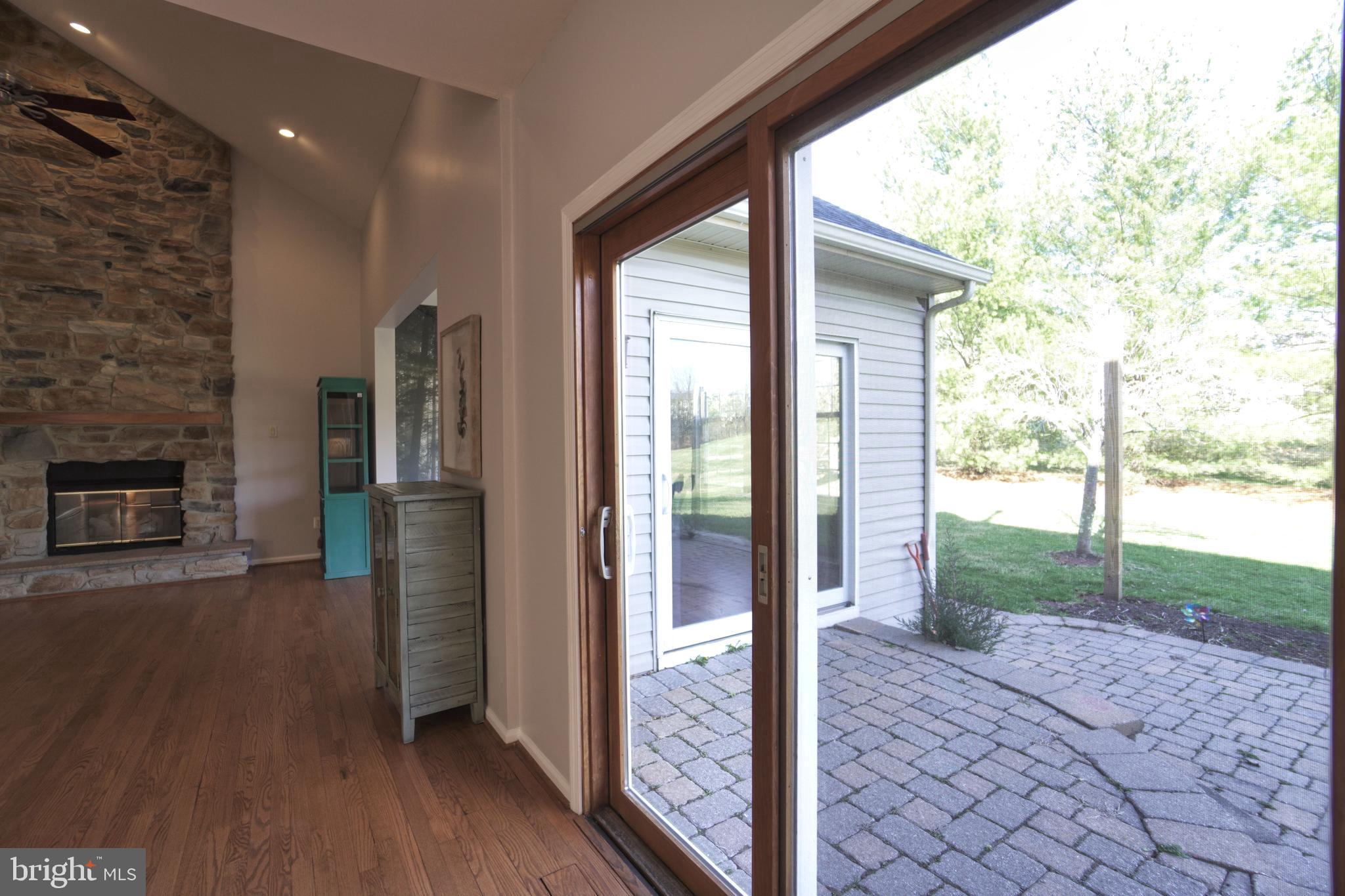 NORTH POINTE - Residential