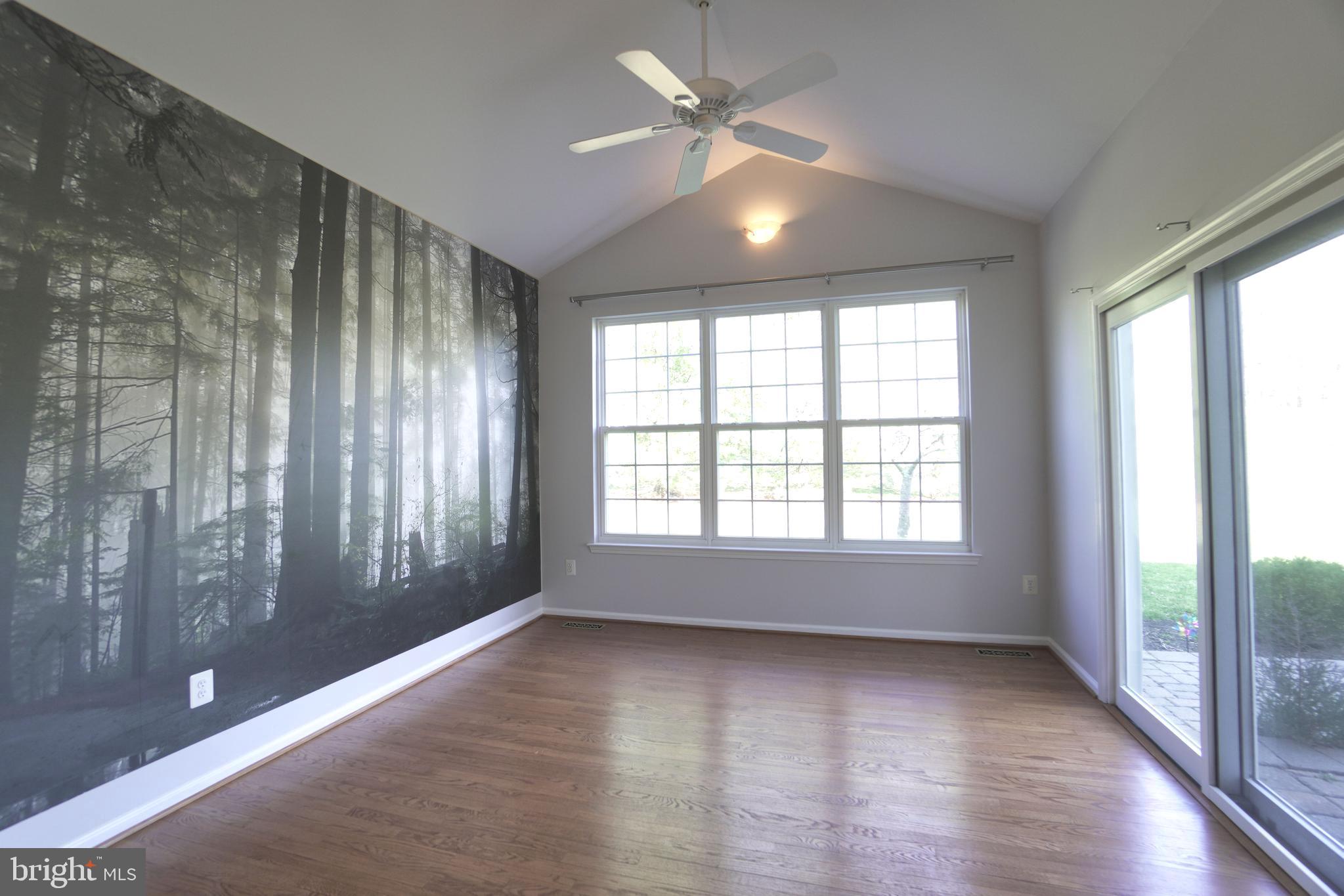 NORTH POINTE - Residential