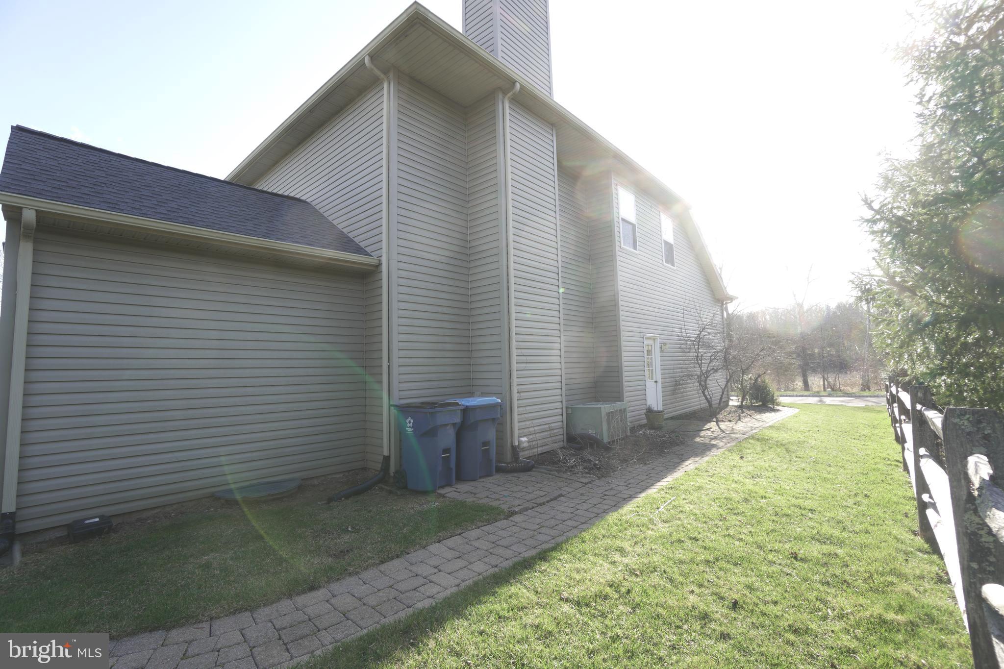 NORTH POINTE - Residential