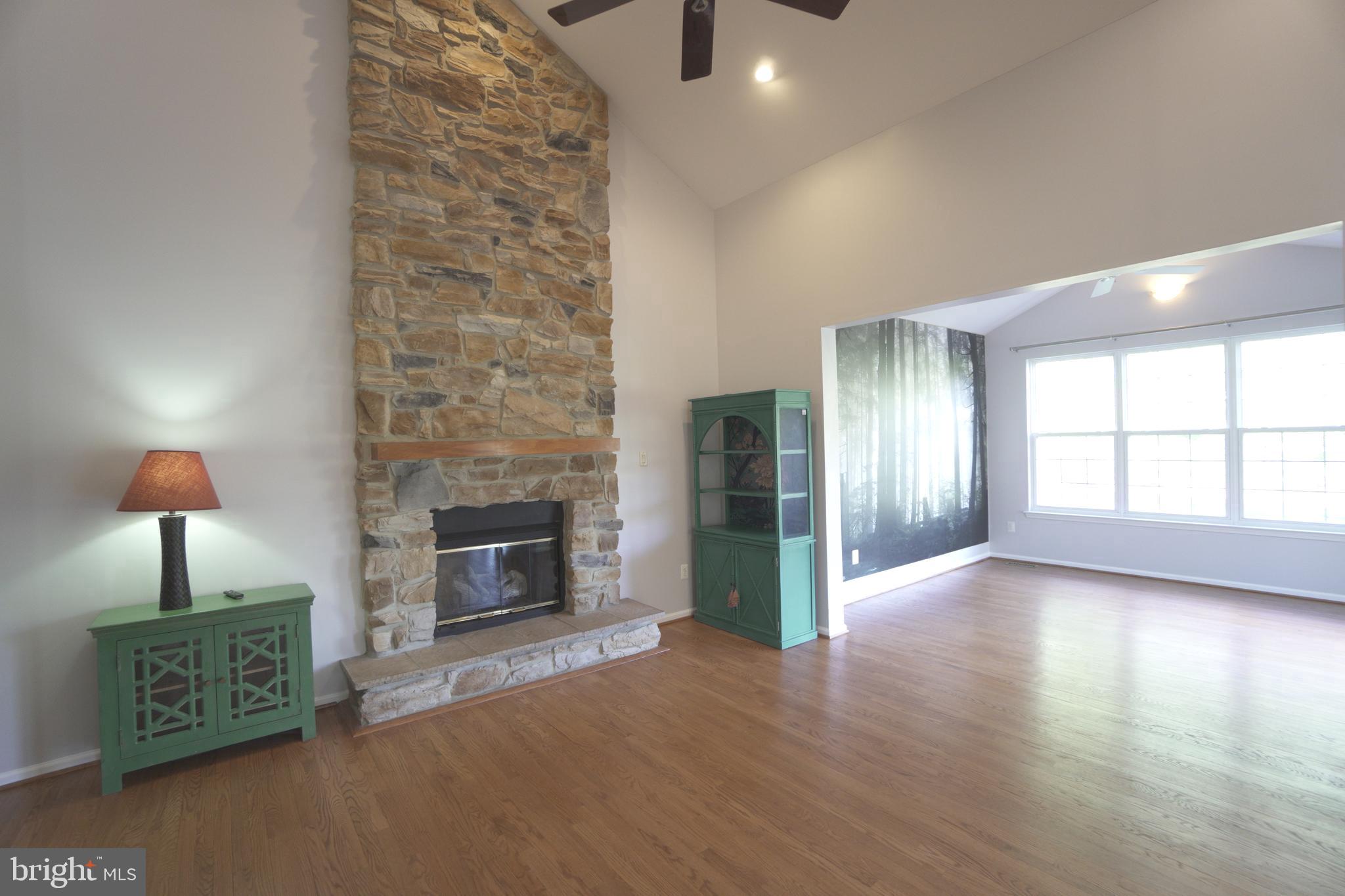 NORTH POINTE - Residential